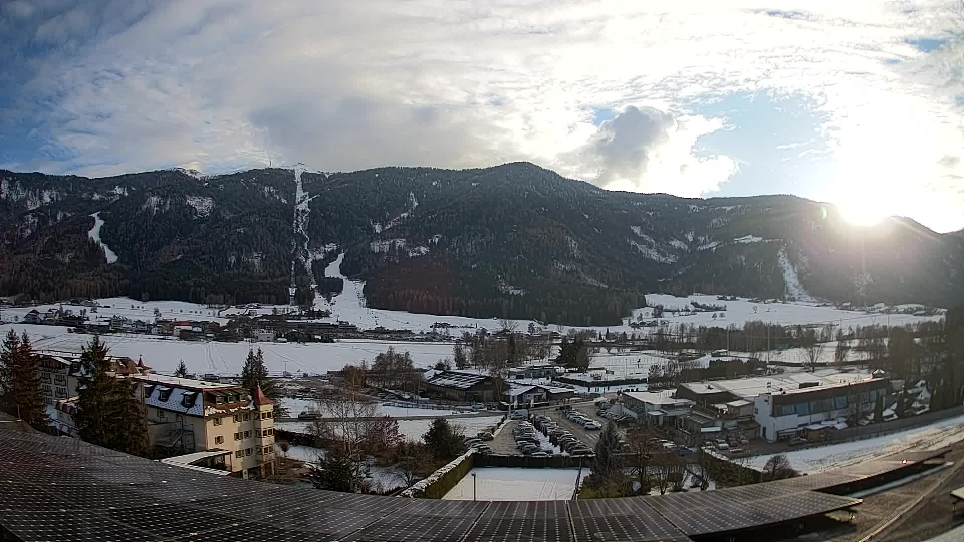 Web kamera Riscone | Hotel Olympia | Pogled na Kronplatz