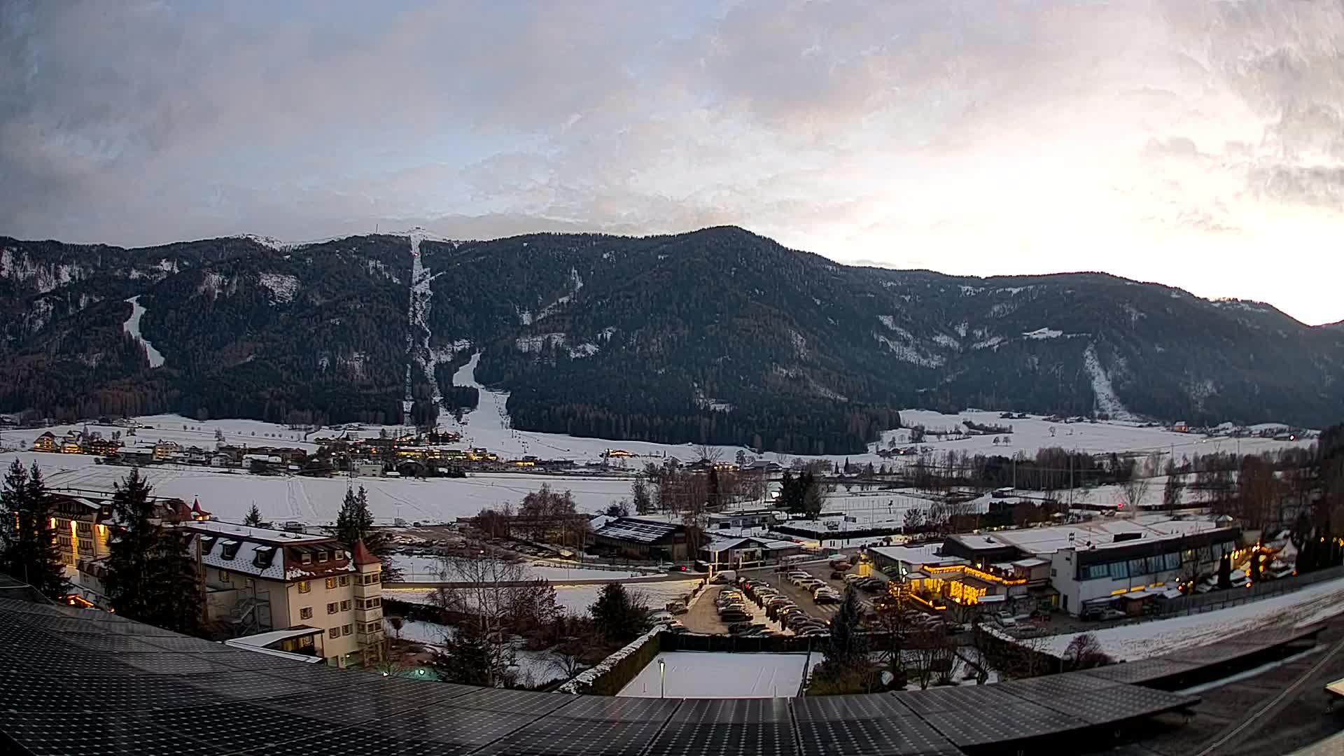 Webcam Riscone | Hotel Olympia | Vista su Plan de Corones