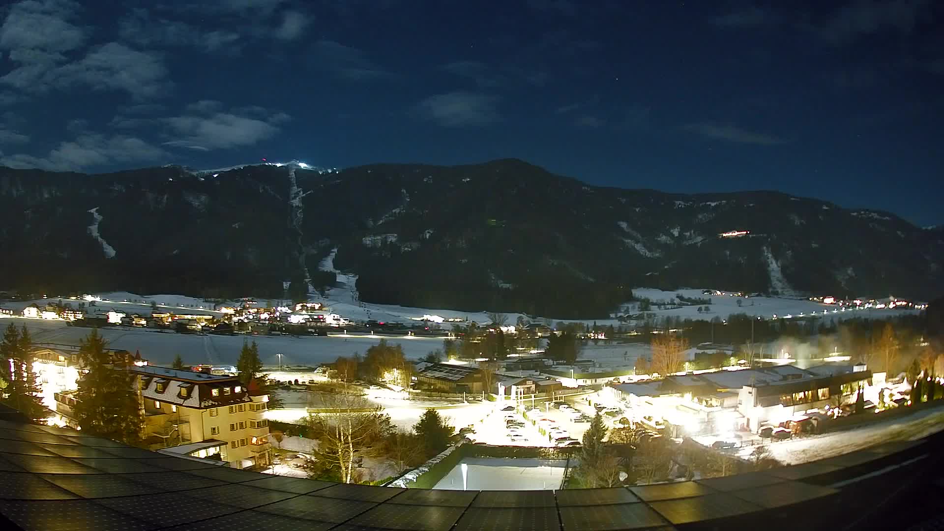 Web kamera Riscone | Hotel Olympia | Pogled na Kronplatz