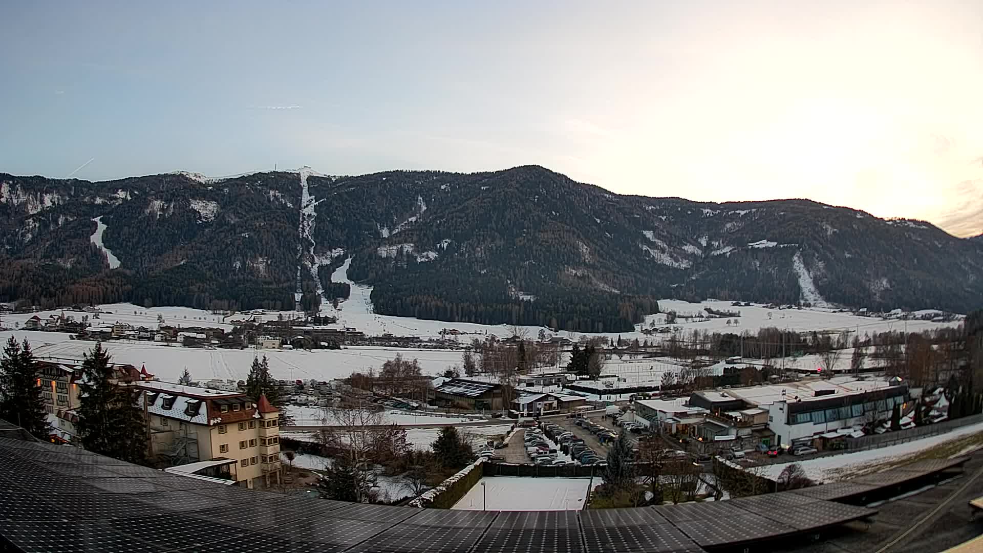 Spletna kamera Riscone | Hotel Olympia | Pogled na Kronplatz