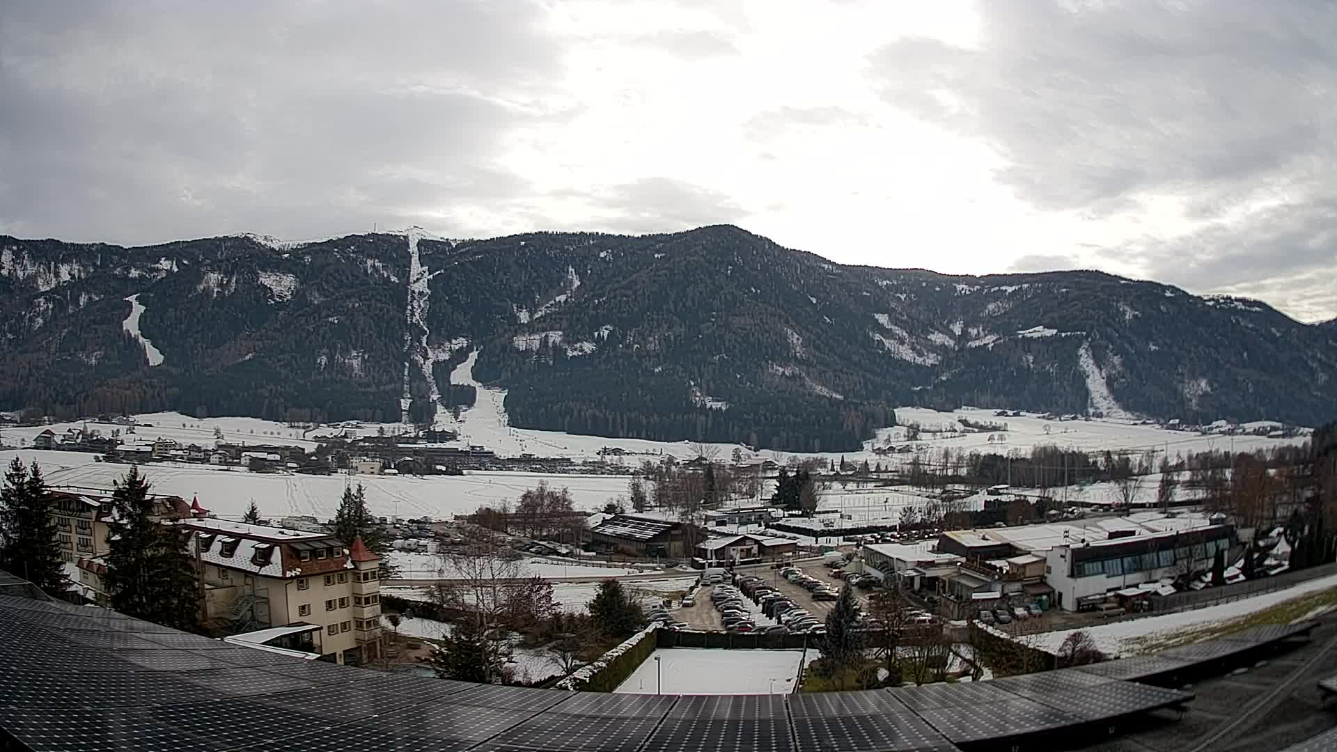 Spletna kamera Riscone | Hotel Olympia | Pogled na Kronplatz