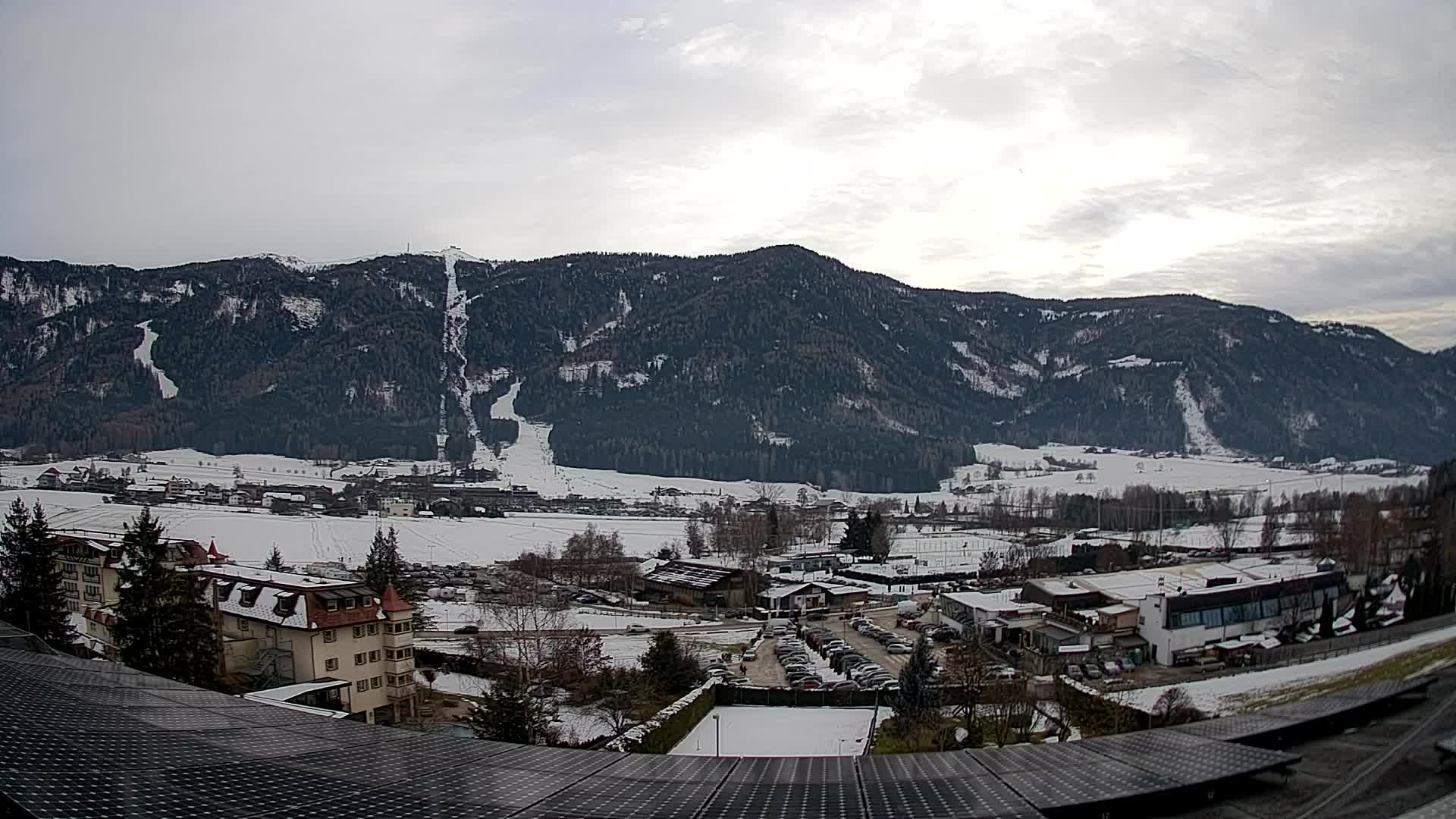 Web kamera Riscone | Hotel Olympia | Pogled na Kronplatz