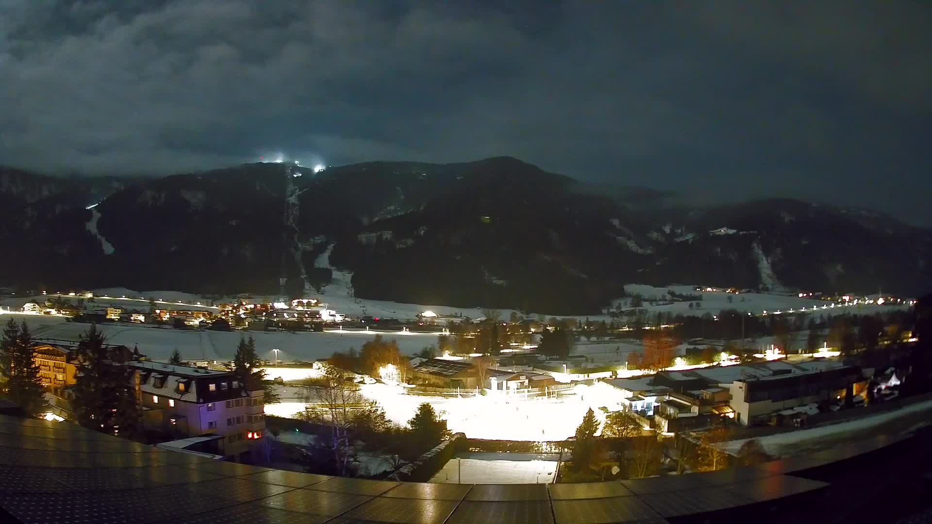 Web kamera Riscone | Hotel Olympia | Pogled na Kronplatz