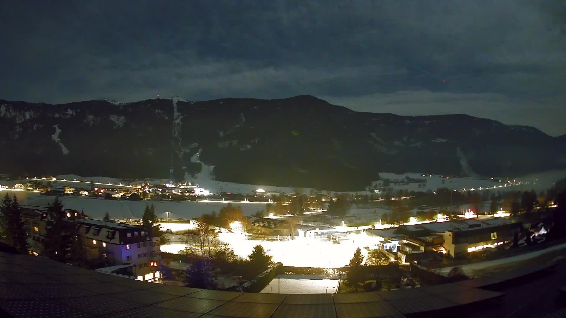 Web kamera Riscone | Hotel Olympia | Pogled na Kronplatz