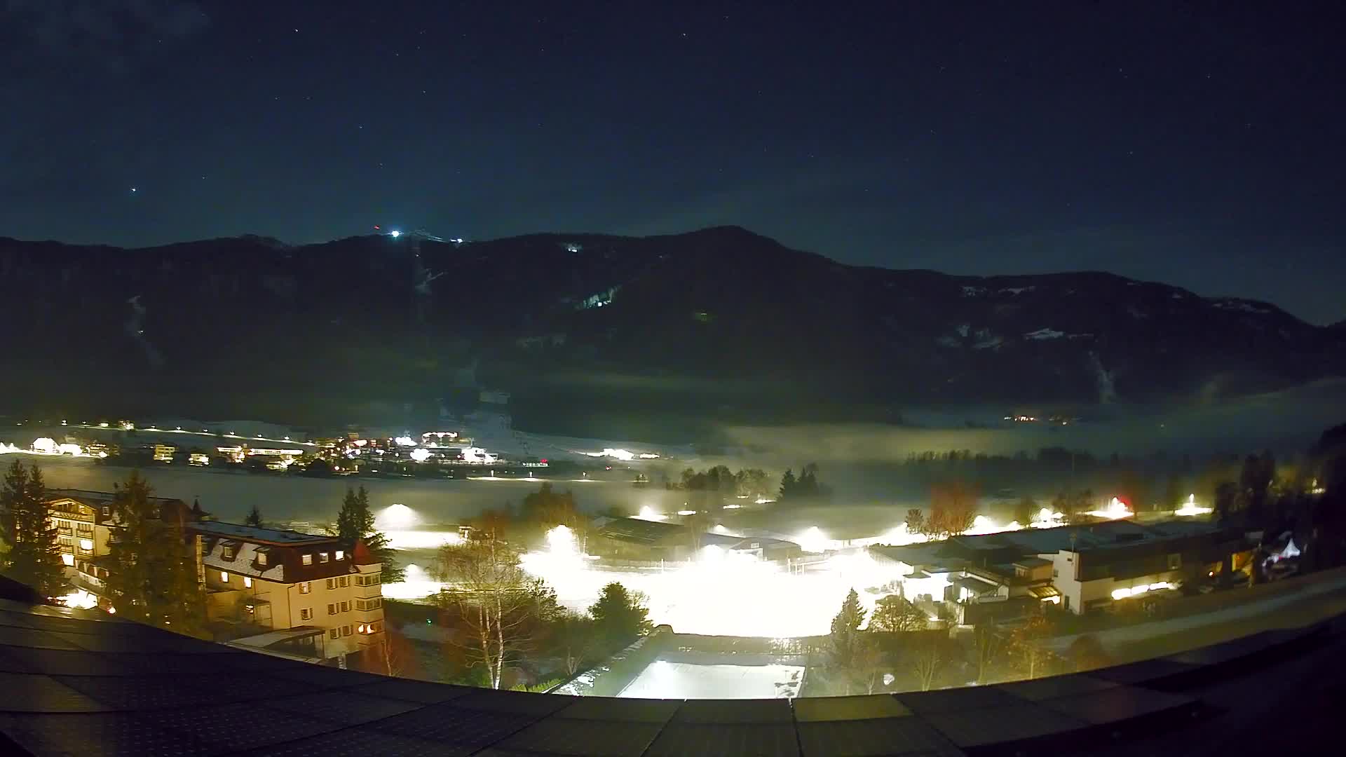 Web kamera Riscone | Hotel Olympia | Pogled na Kronplatz