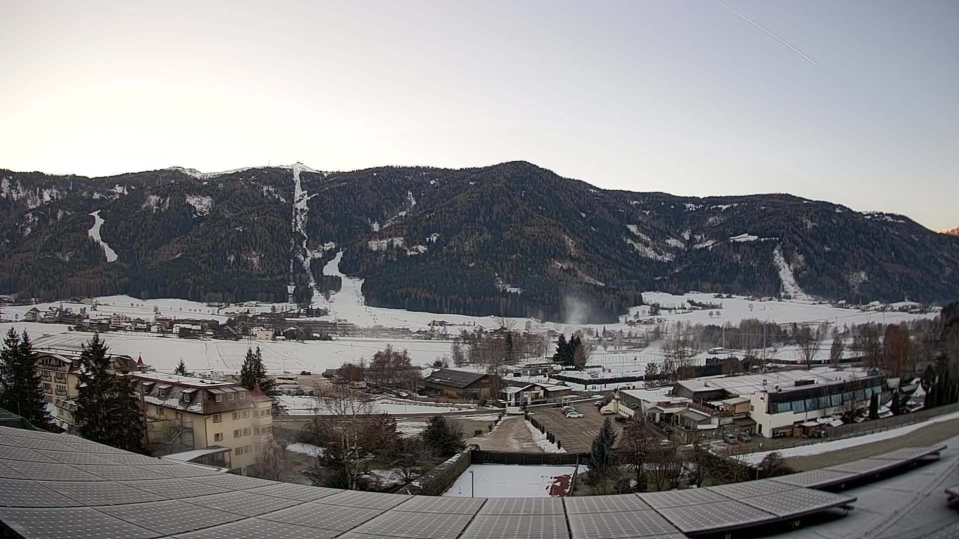 Spletna kamera Riscone | Hotel Olympia | Pogled na Kronplatz