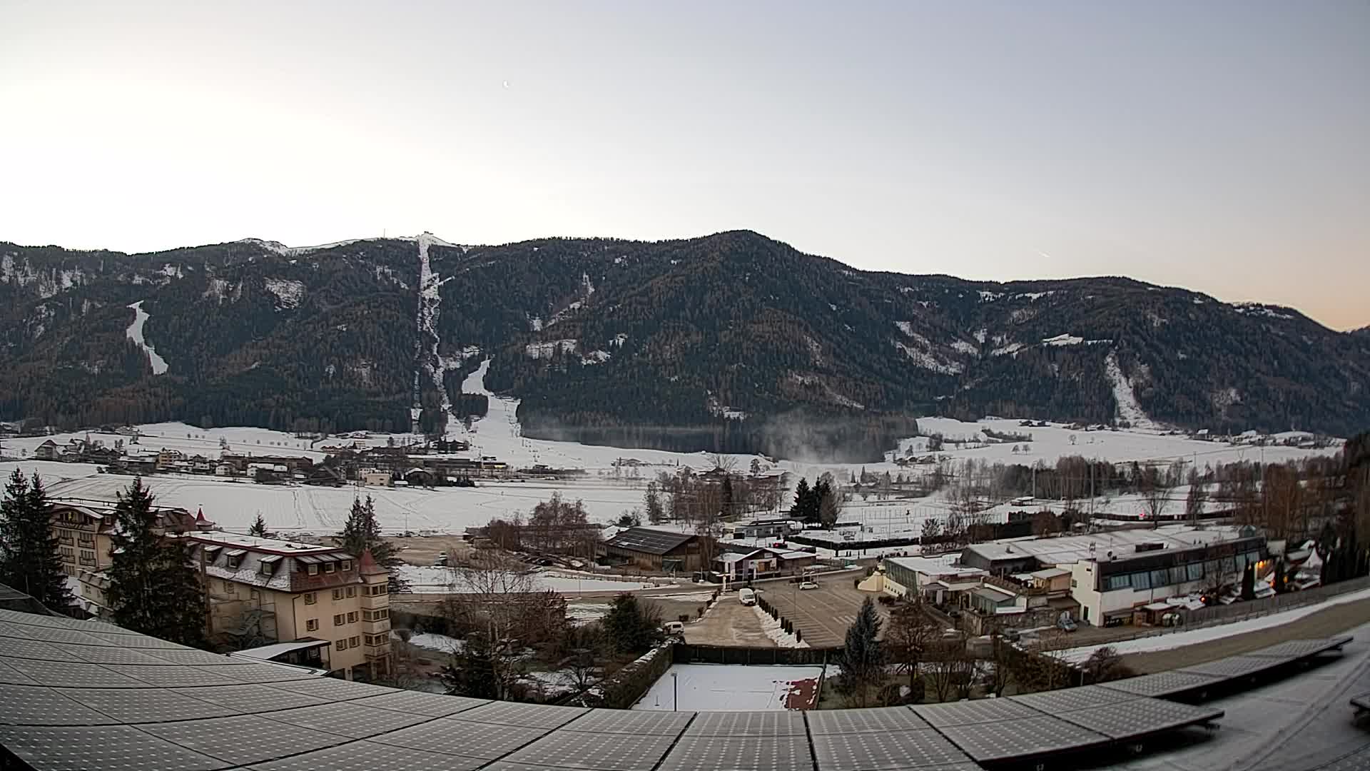 Spletna kamera Riscone | Hotel Olympia | Pogled na Kronplatz