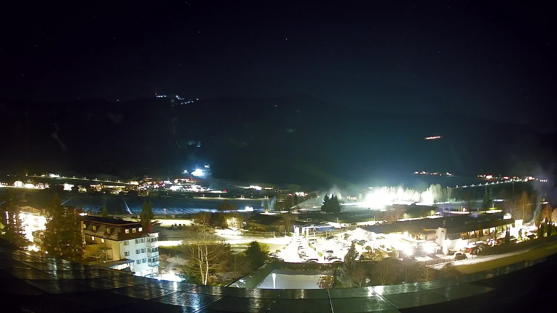 Web kamera Riscone | Hotel Olympia | Pogled na Kronplatz