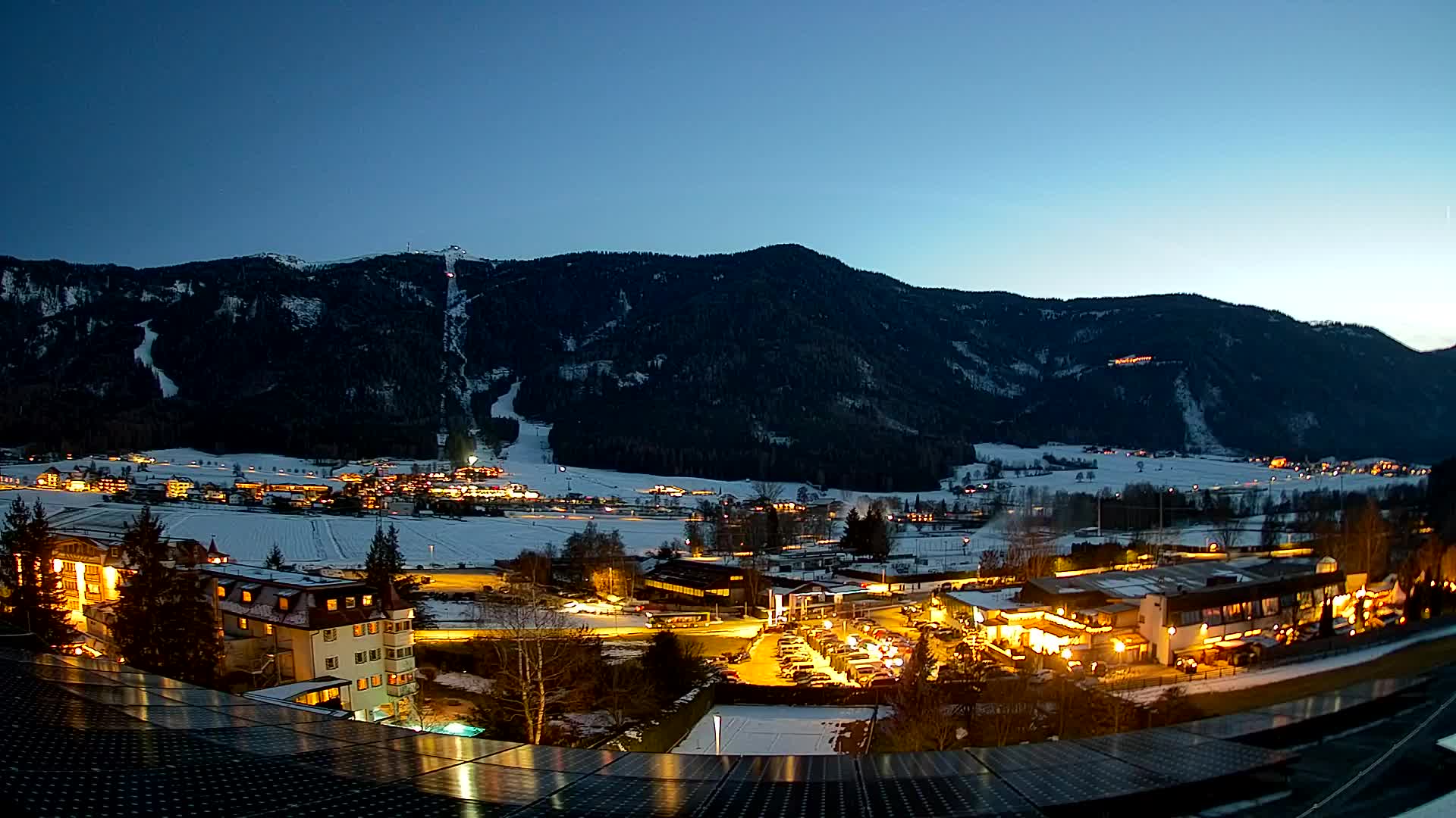 Spletna kamera Riscone | Hotel Olympia | Pogled na Kronplatz