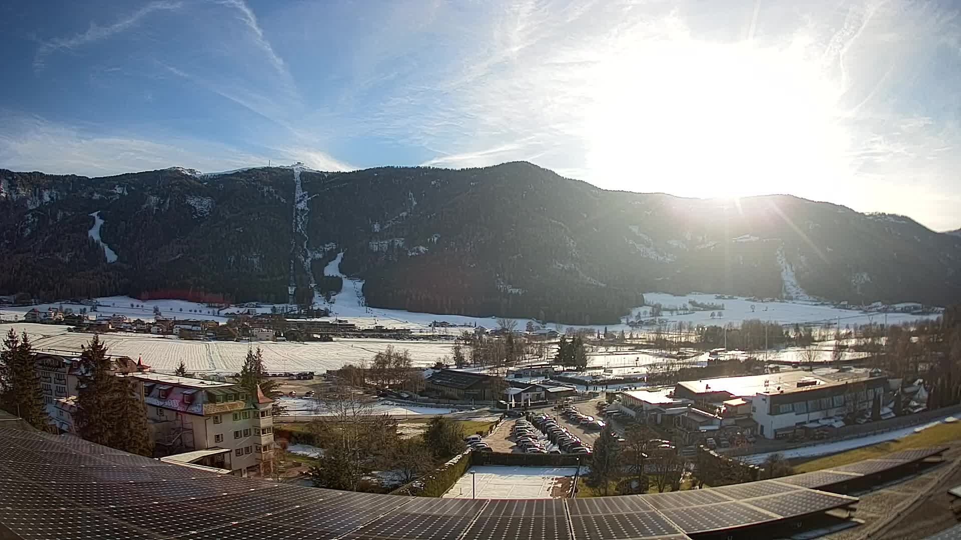 Web kamera Riscone | Hotel Olympia | Pogled na Kronplatz