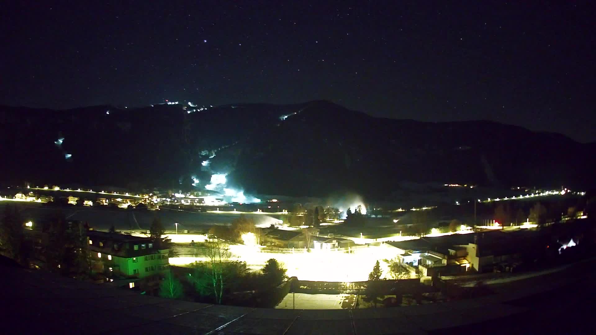 Web kamera Riscone | Hotel Olympia | Pogled na Kronplatz