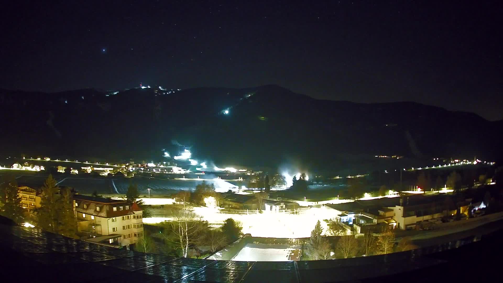 Web kamera Riscone | Hotel Olympia | Pogled na Kronplatz