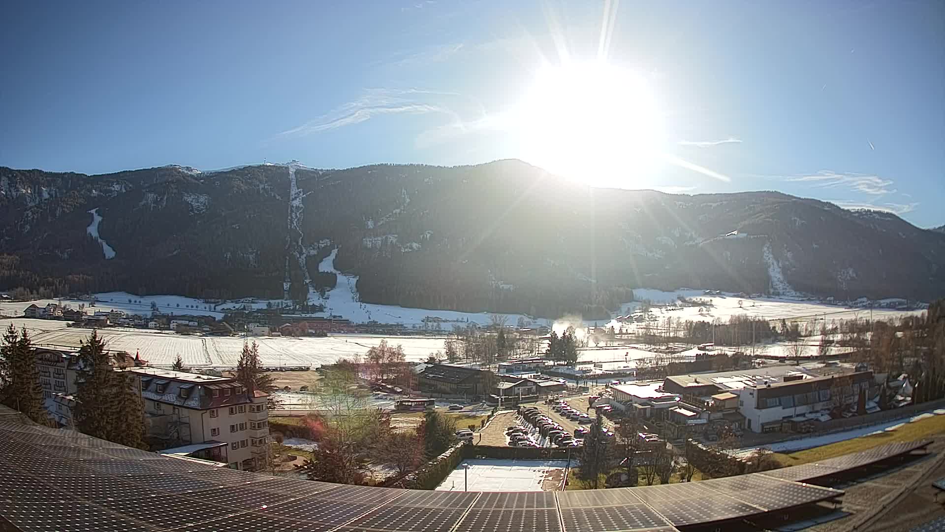 Web kamera Riscone | Hotel Olympia | Pogled na Kronplatz