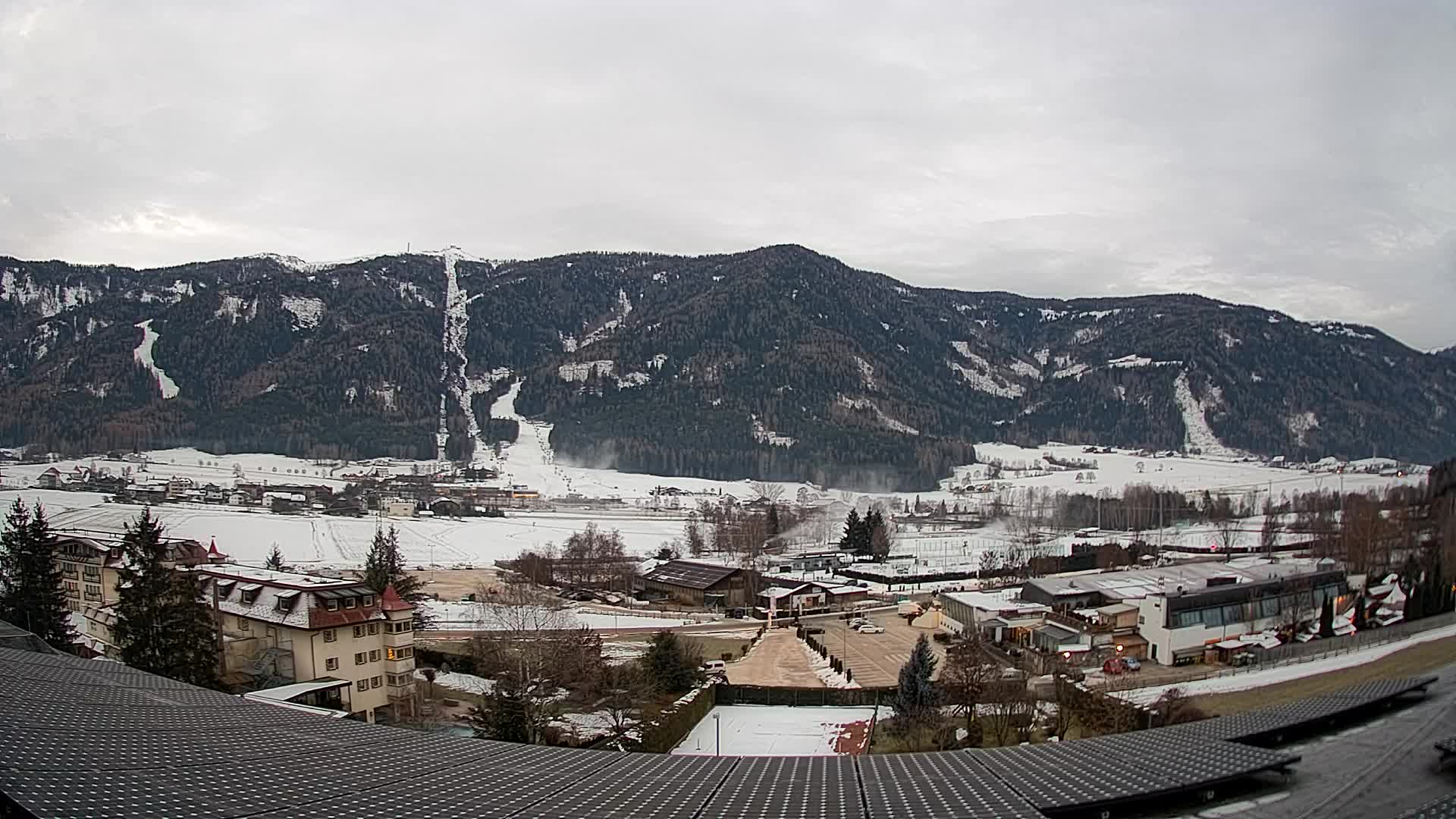 Spletna kamera Riscone | Hotel Olympia | Pogled na Kronplatz