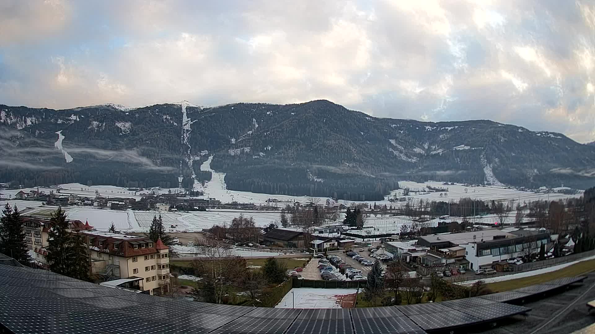 Spletna kamera Riscone | Hotel Olympia | Pogled na Kronplatz