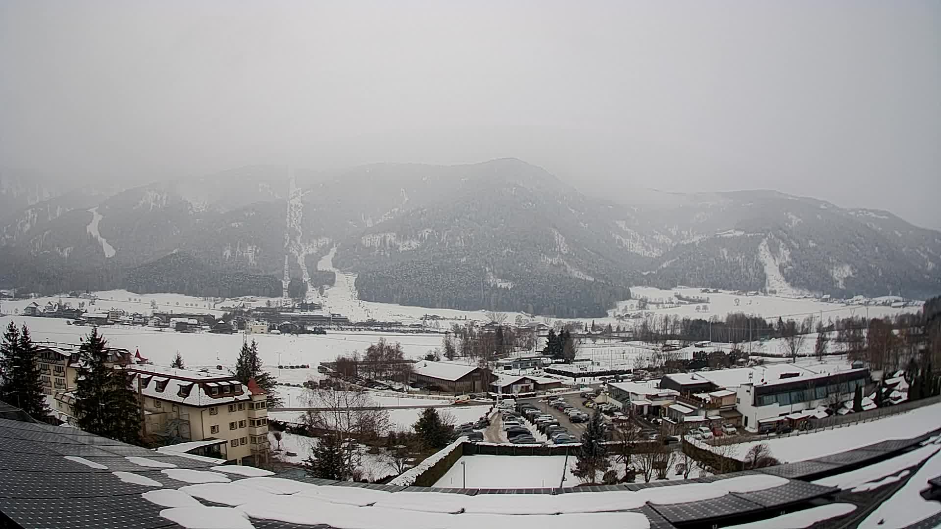 Web kamera Riscone | Hotel Olympia | Pogled na Kronplatz