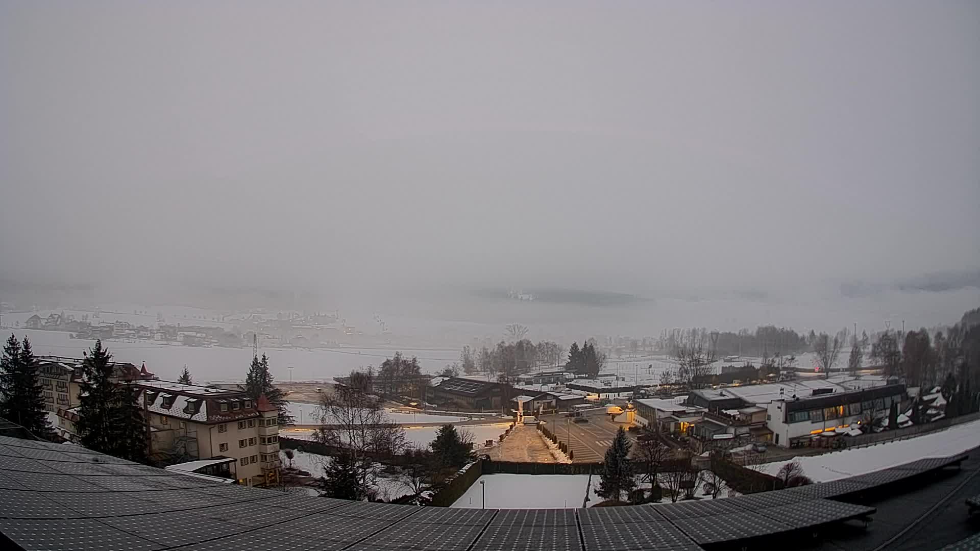 Web kamera Riscone | Hotel Olympia | Pogled na Kronplatz