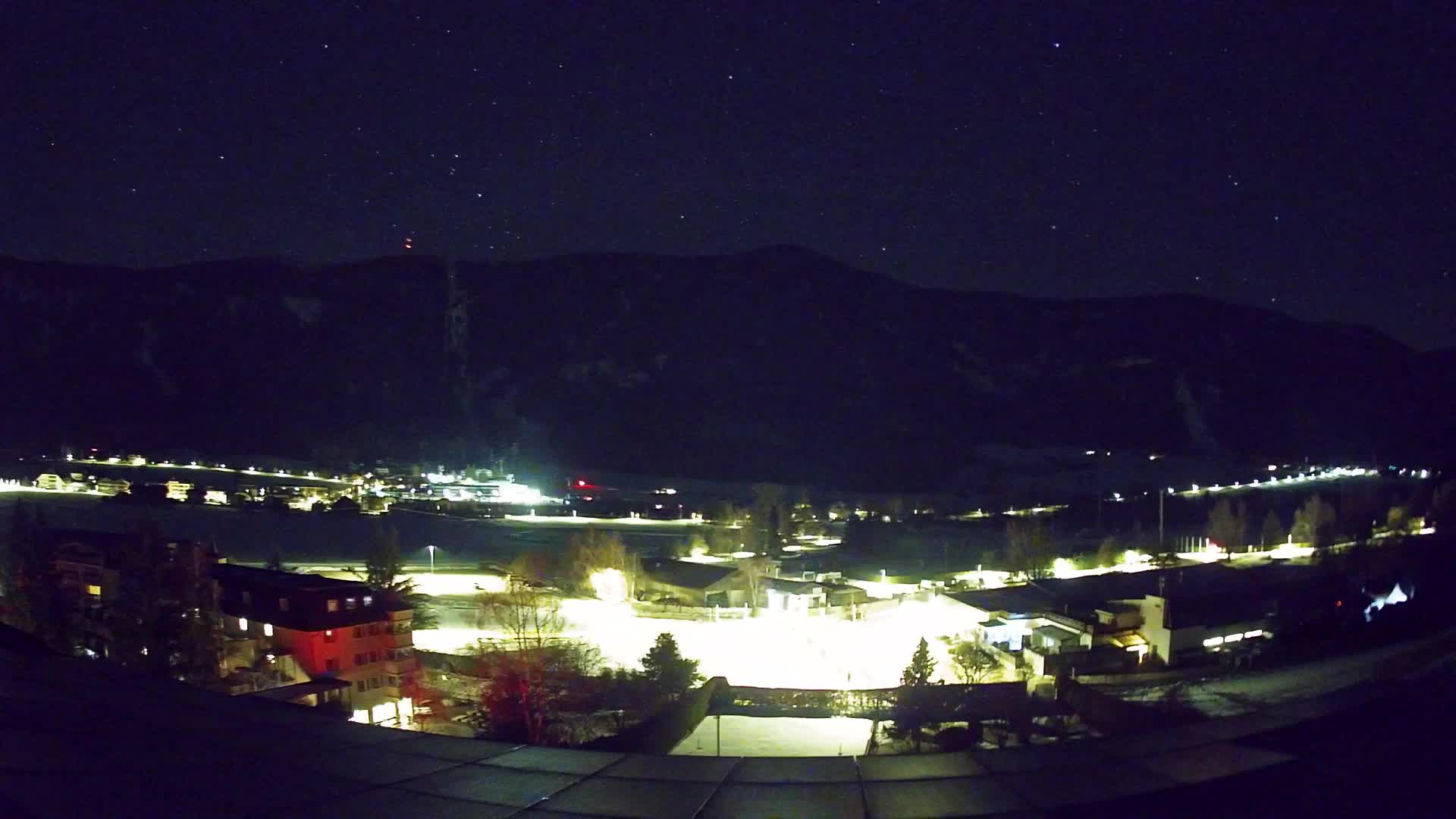 Web kamera Riscone | Hotel Olympia | Pogled na Kronplatz