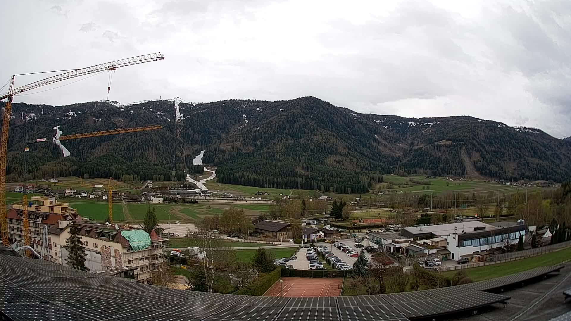 Spletna kamera Riscone | Hotel Olympia | Pogled na Kronplatz