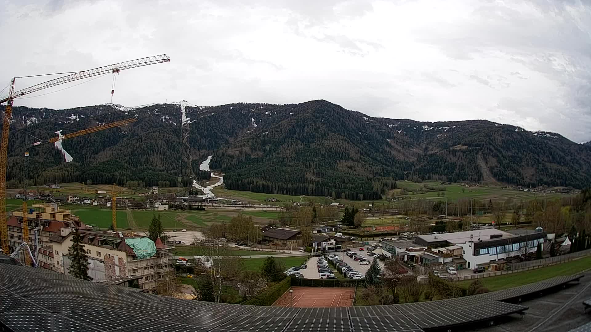 Web kamera Riscone | Hotel Olympia | Pogled na Kronplatz