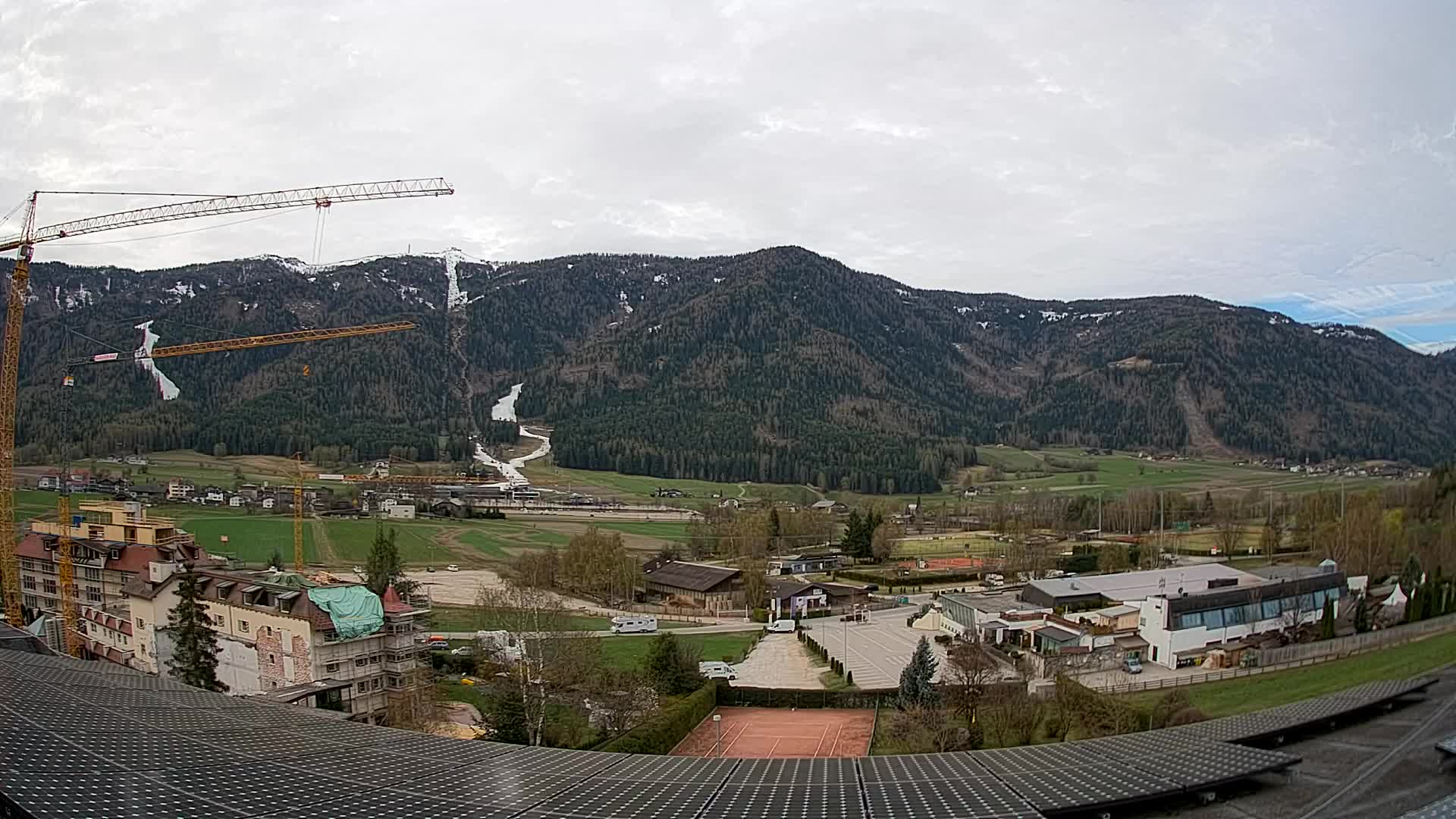 Spletna kamera Riscone | Hotel Olympia | Pogled na Kronplatz