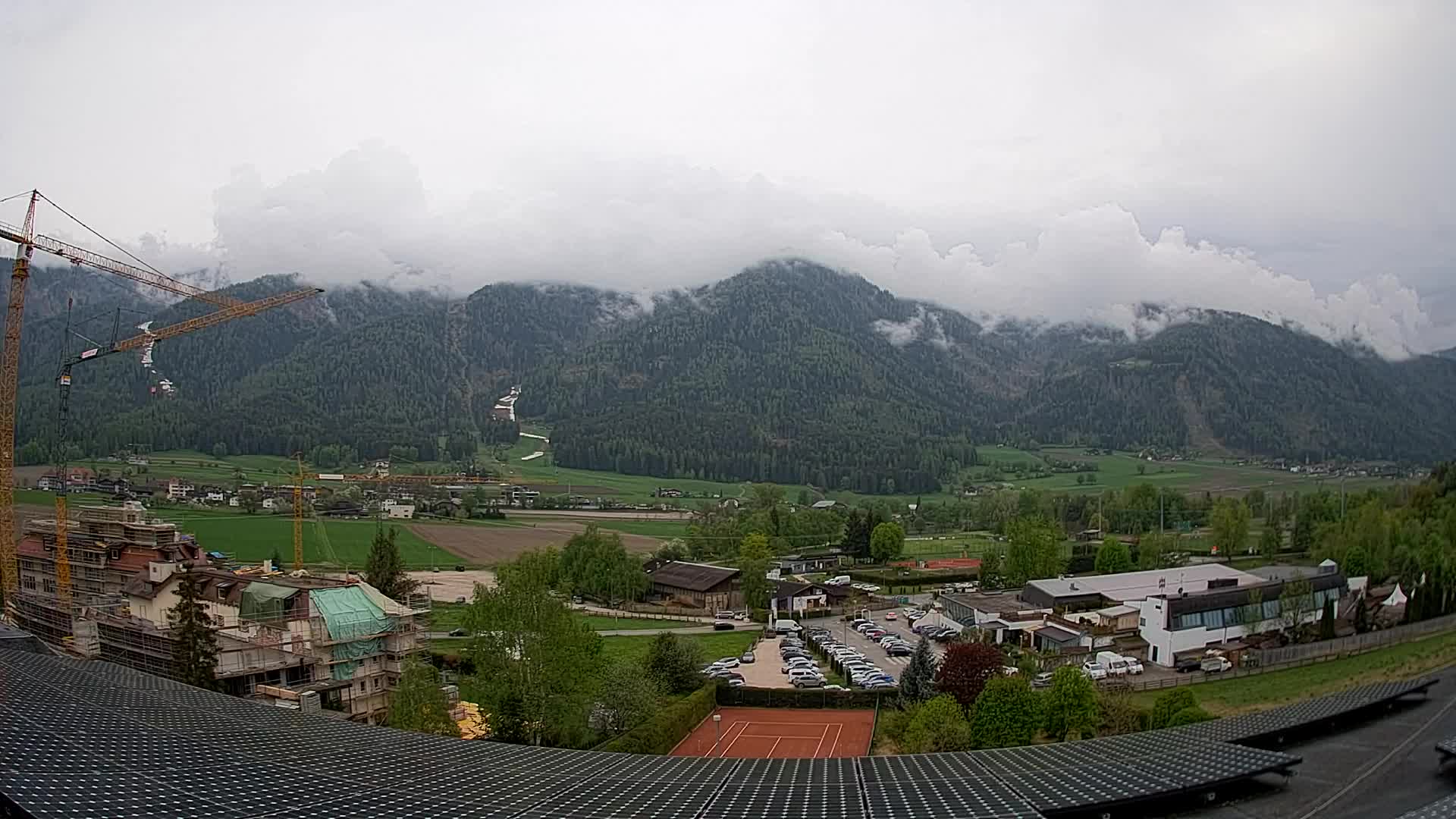 Web kamera Riscone | Hotel Olympia | Pogled na Kronplatz