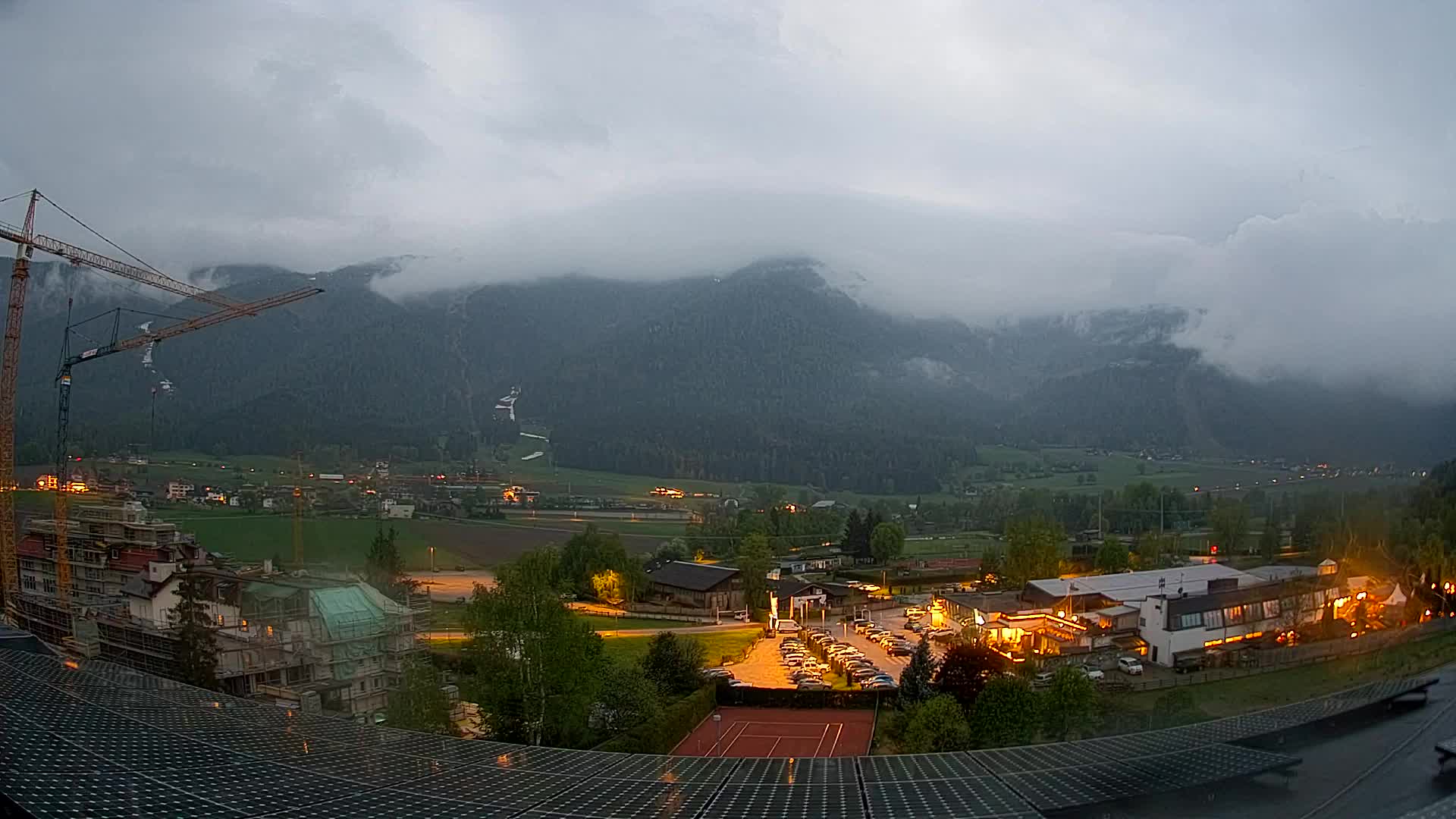 Web kamera Riscone | Hotel Olympia | Pogled na Kronplatz