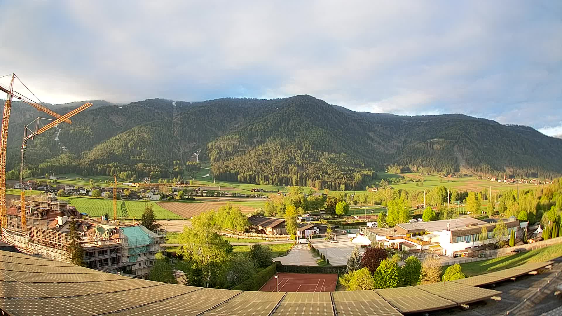 Spletna kamera Riscone | Hotel Olympia | Pogled na Kronplatz