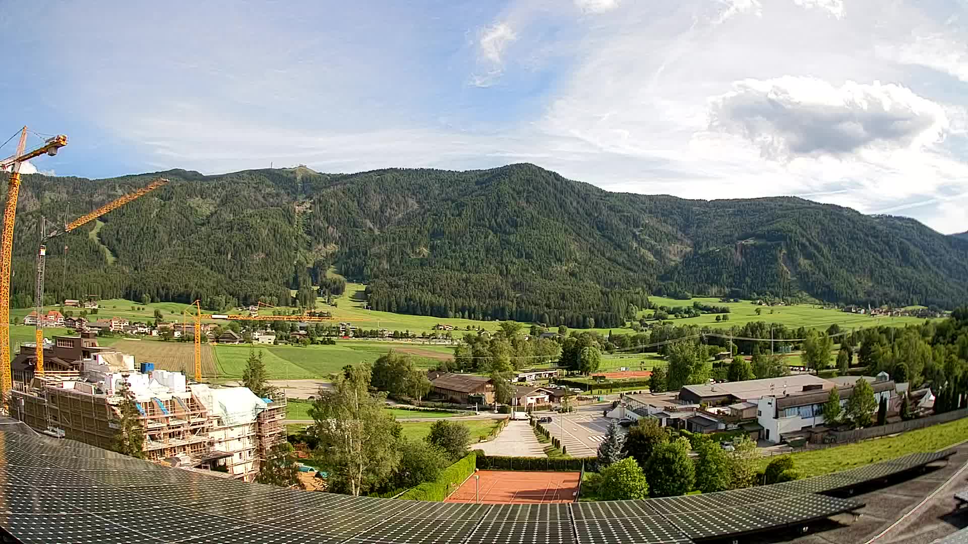 Spletna kamera Riscone | Hotel Olympia | Pogled na Kronplatz