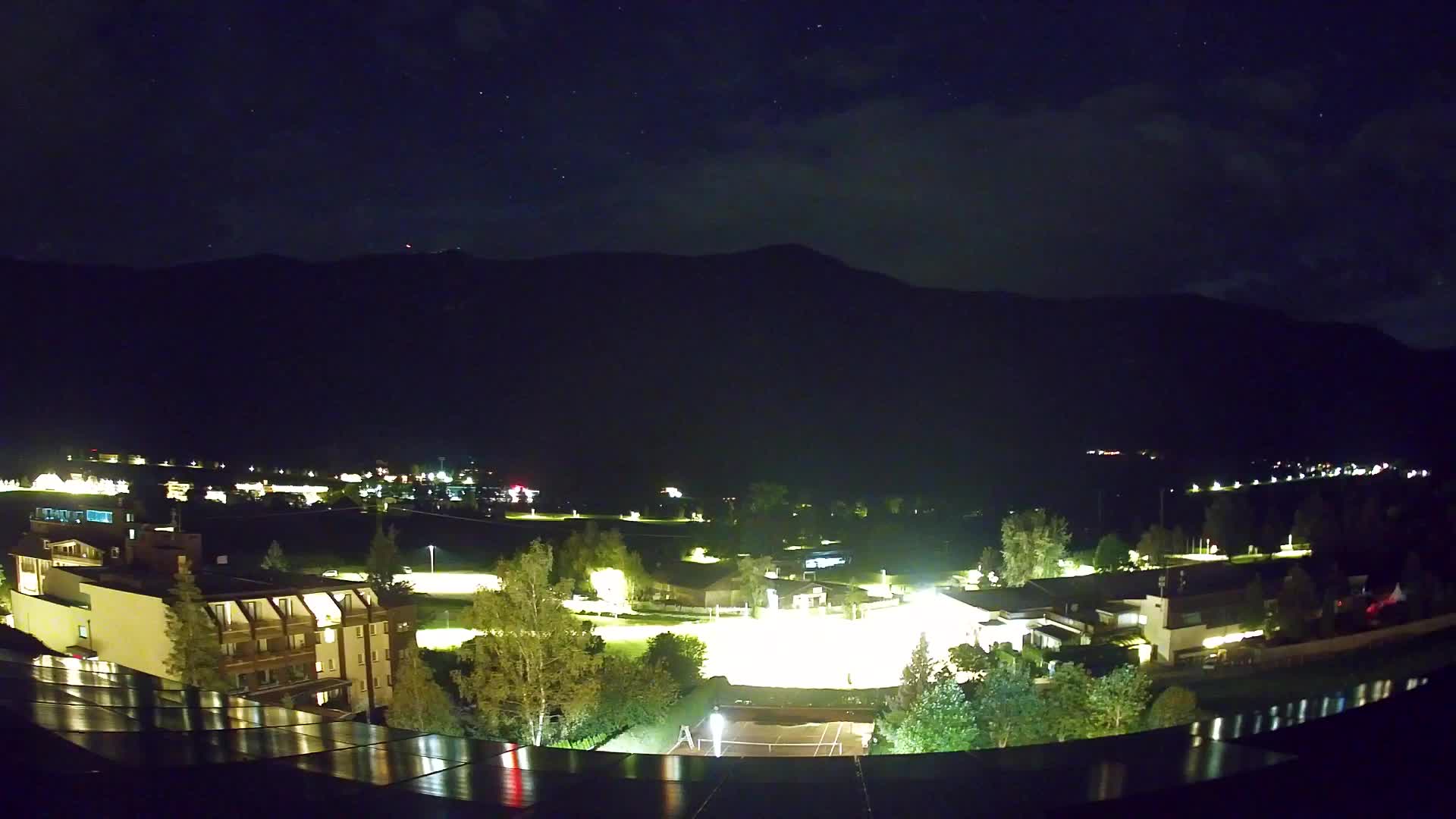 Web kamera Riscone | Hotel Olympia | Pogled na Kronplatz