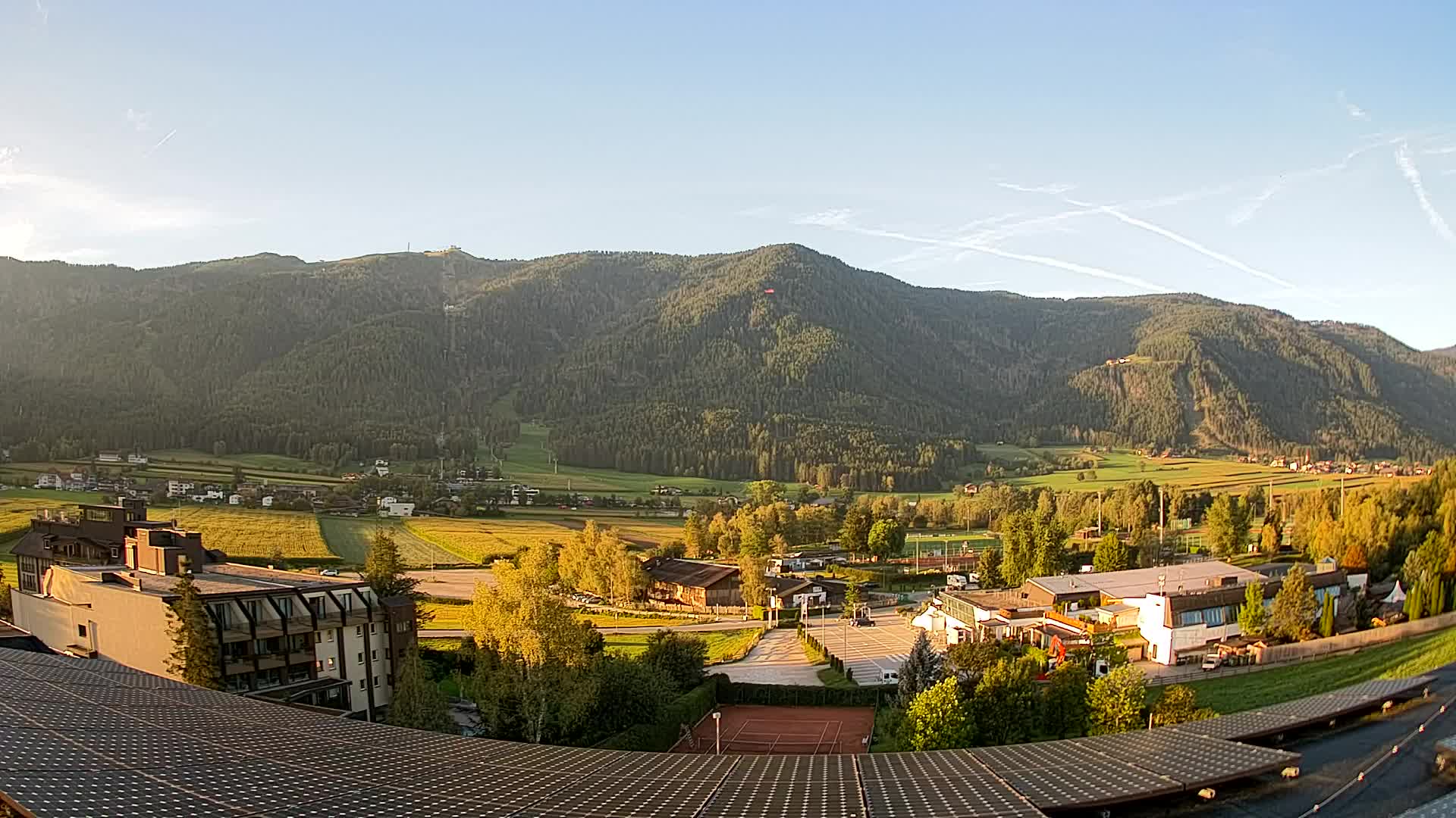 Web kamera Riscone | Hotel Olympia | Pogled na Kronplatz