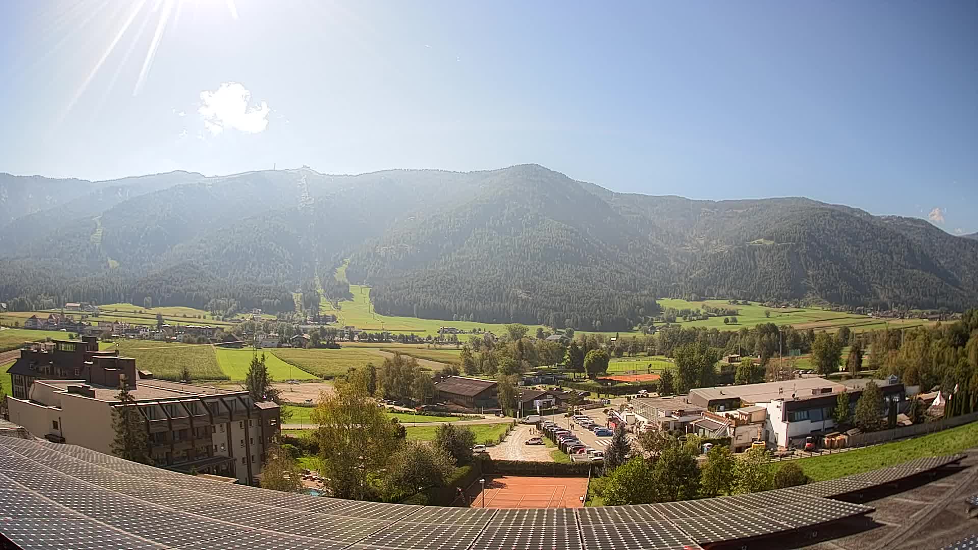Spletna kamera Riscone | Hotel Olympia | Pogled na Kronplatz