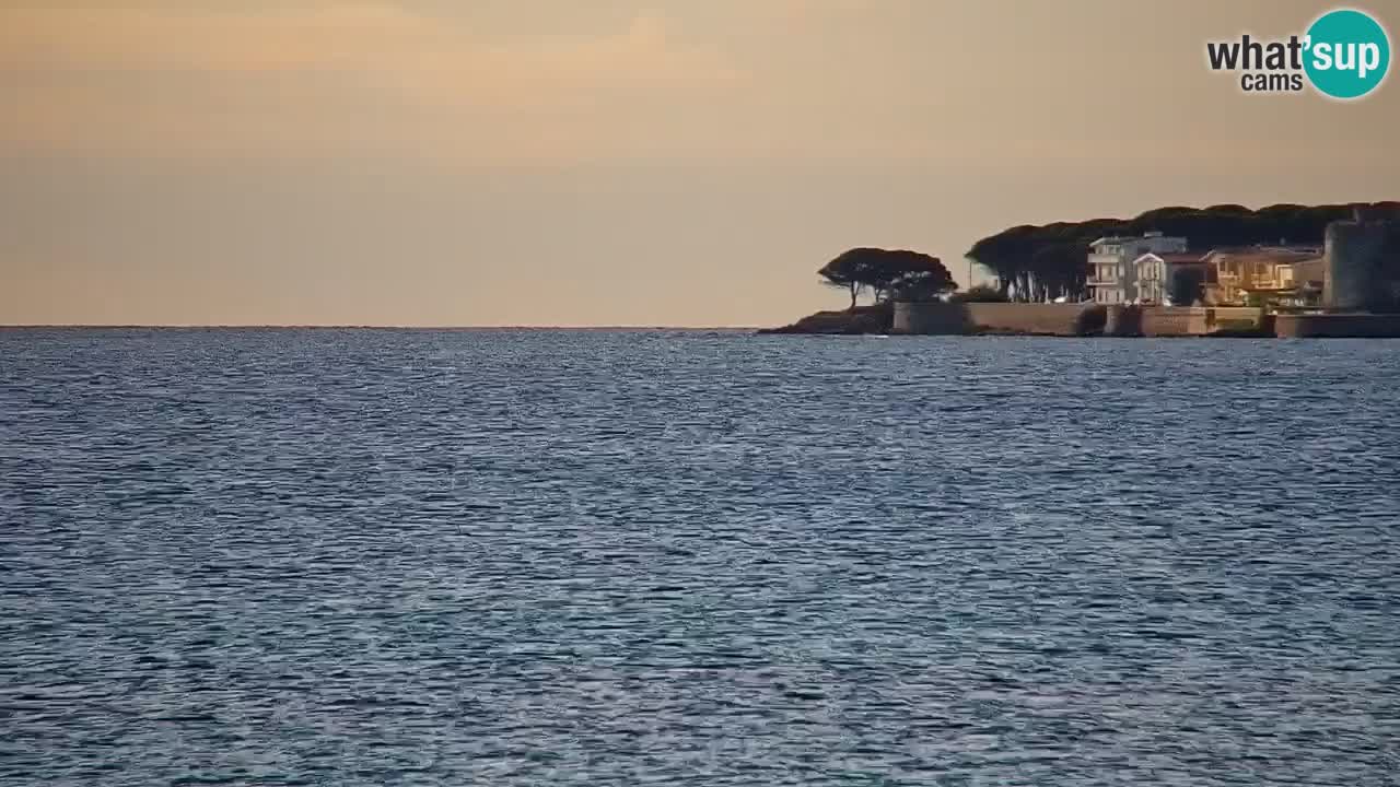 Spletna kamera v živo Plaža La Caletta – Budoni – Sardinija – Italija