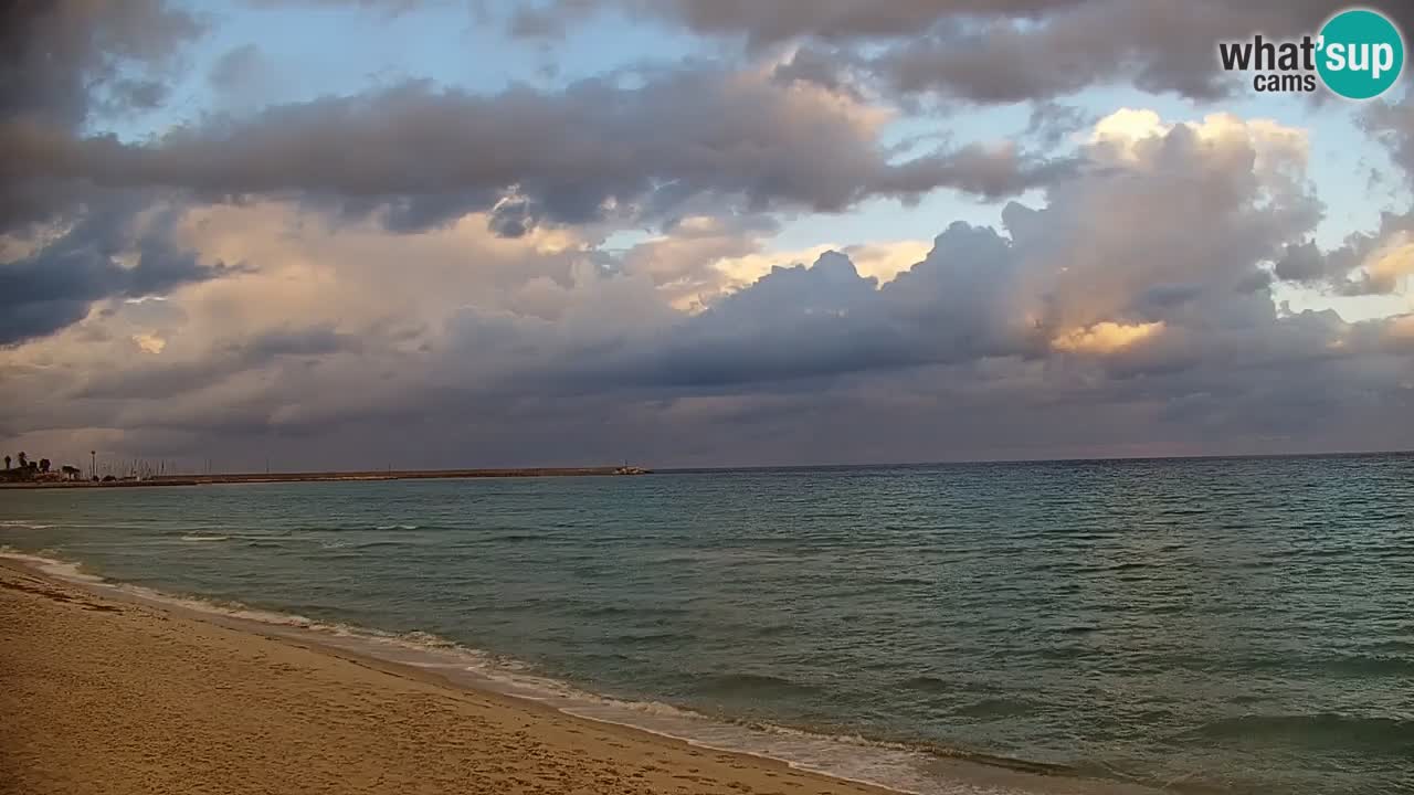 Spletna kamera v živo Plaža La Caletta – Budoni – Sardinija – Italija