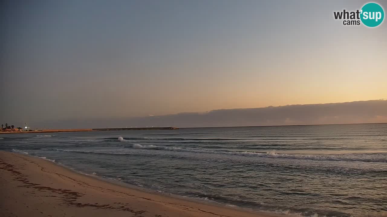 Spletna kamera v živo Plaža La Caletta – Budoni – Sardinija – Italija