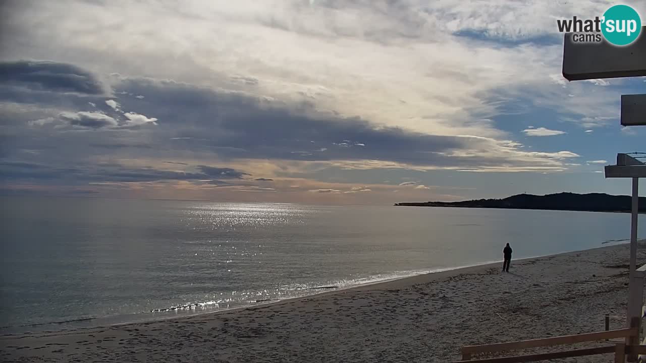 Spletna kamera v živo Plaža La Caletta – Budoni – Sardinija – Italija