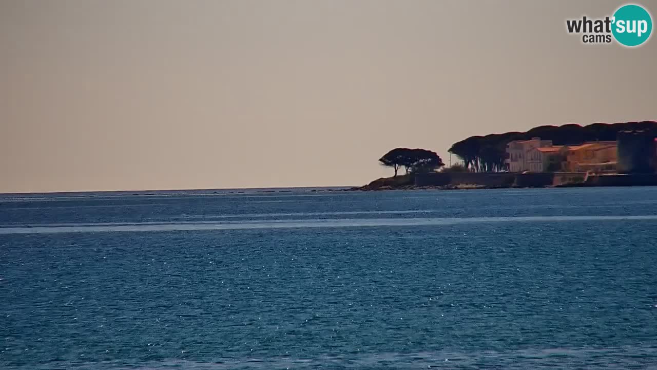 Web kamera uživo La Caletta plaža – Budoni – Sardinija – Italija