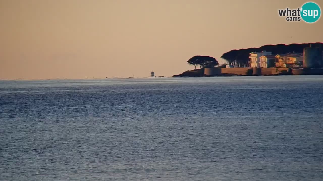Spletna kamera v živo Plaža La Caletta – Budoni – Sardinija – Italija
