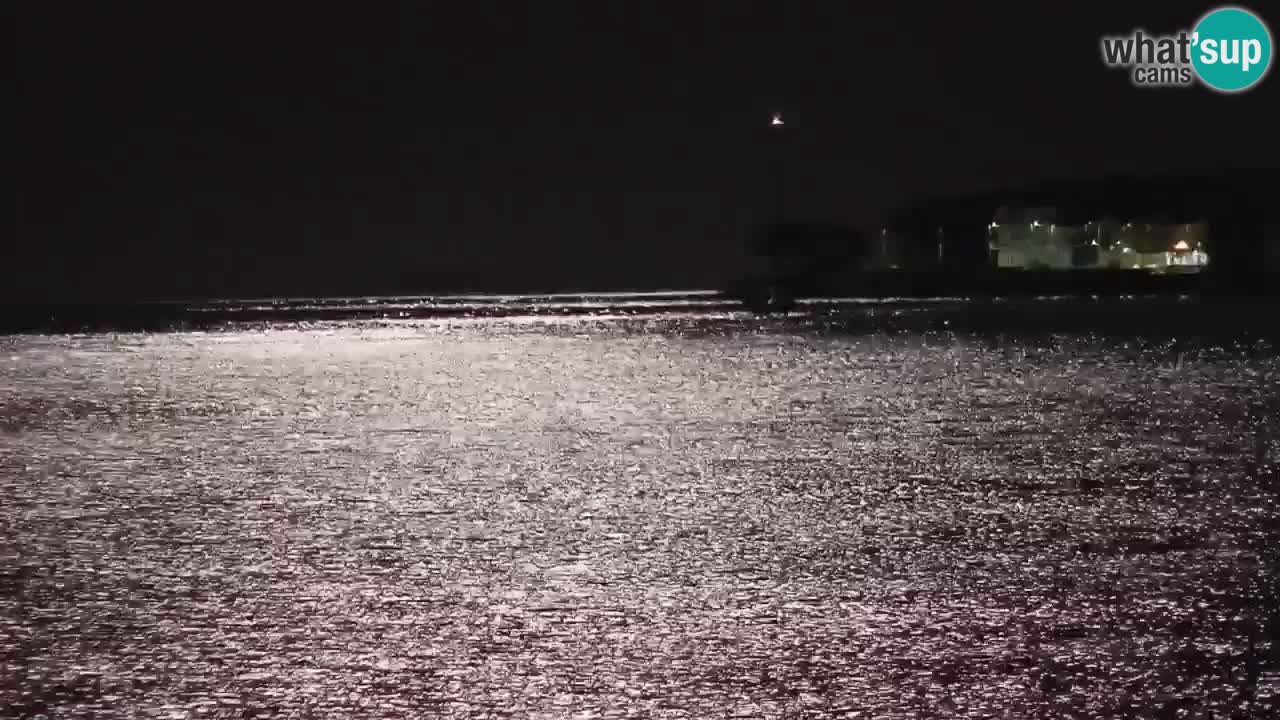 Spletna kamera v živo Plaža La Caletta – Budoni – Sardinija – Italija