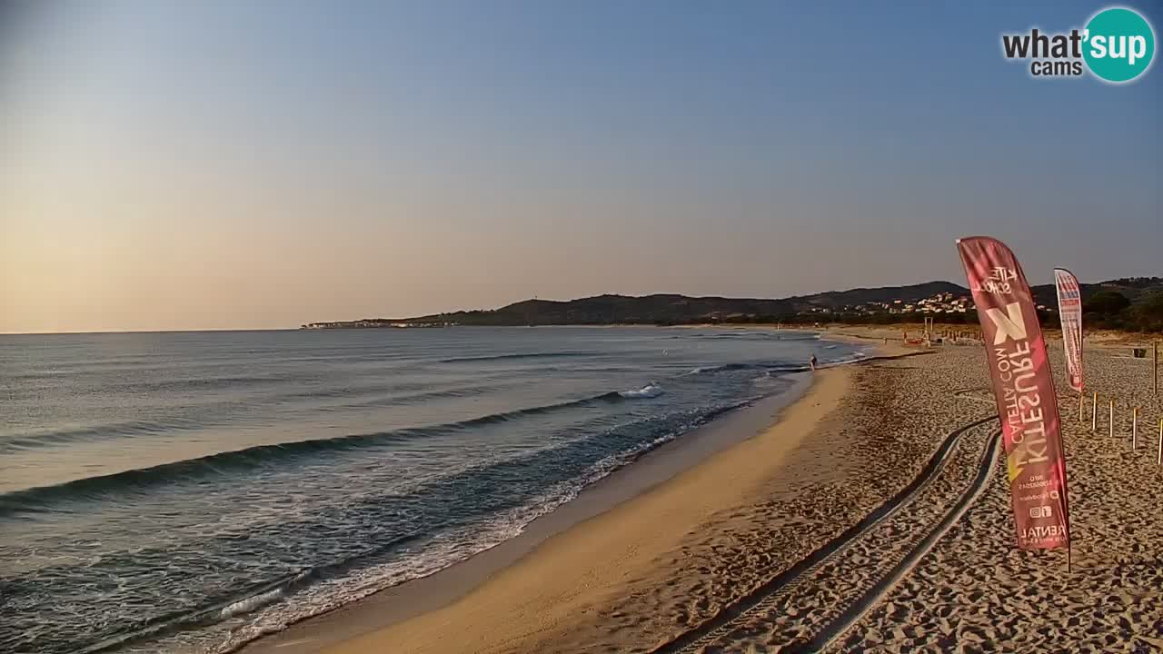 Spletna kamera v živo Plaža La Caletta – Budoni – Sardinija – Italija