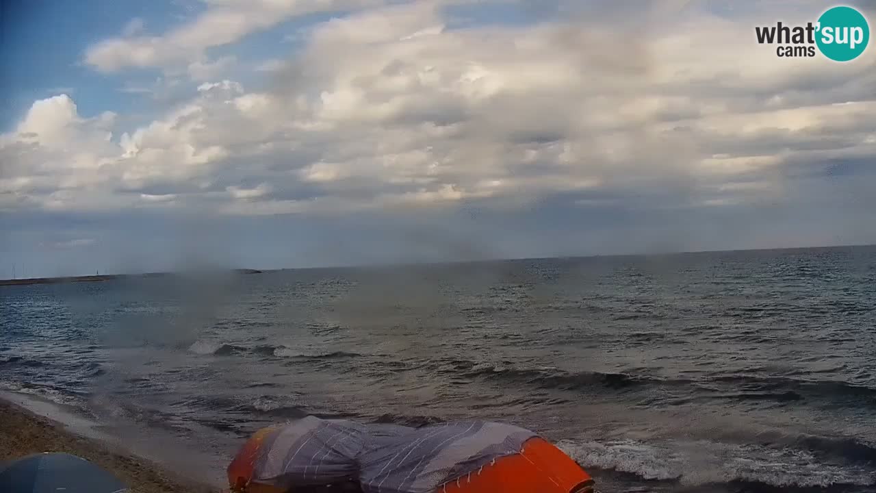Web kamera uživo La Caletta plaža – Budoni – Sardinija – Italija