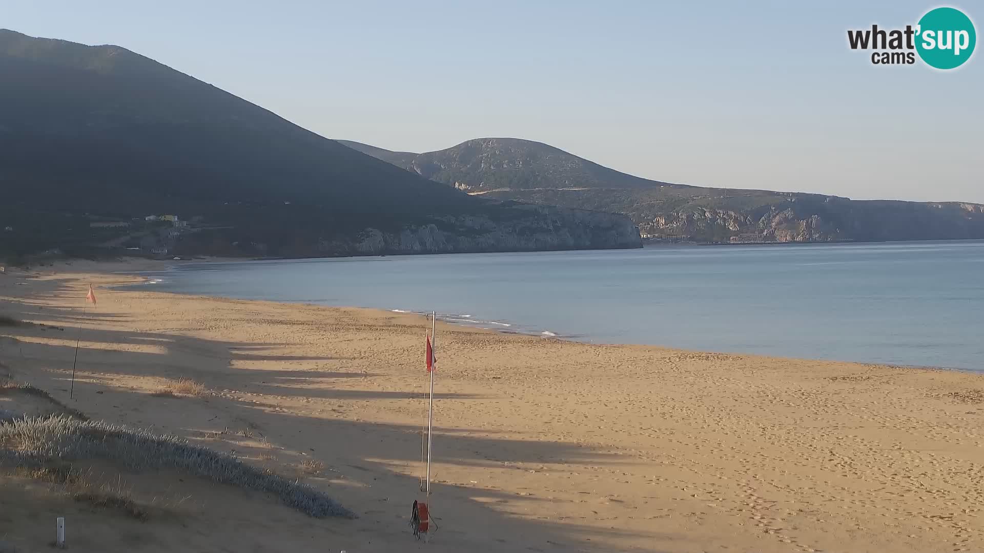 Live-Webcam am Strand von San Nicolò in Buggerru, Sardinien – Beobachten Sie die Wellen und den Sonnenuntergang