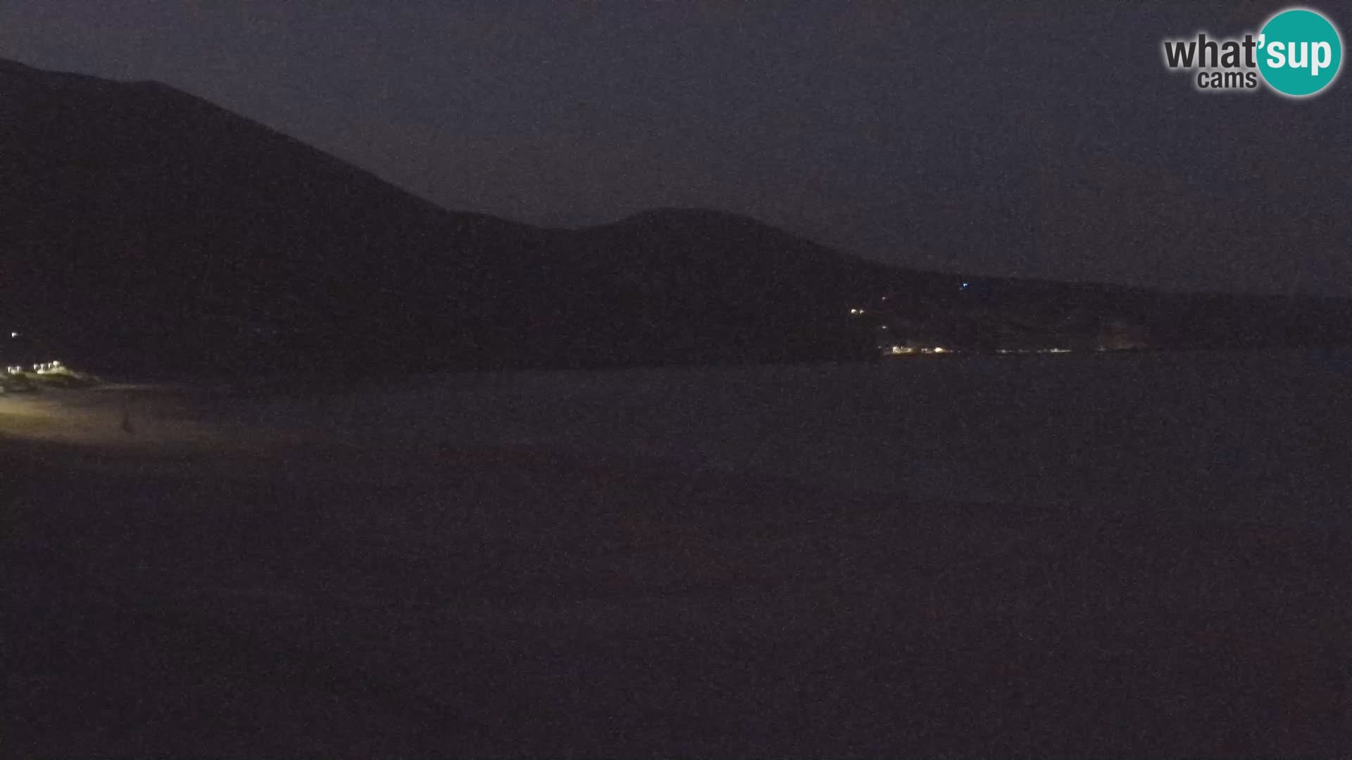 Webcam en vivo de la playa de San Nicolò en Buggerru, Cerdeña – admira las olas y los atardeceres