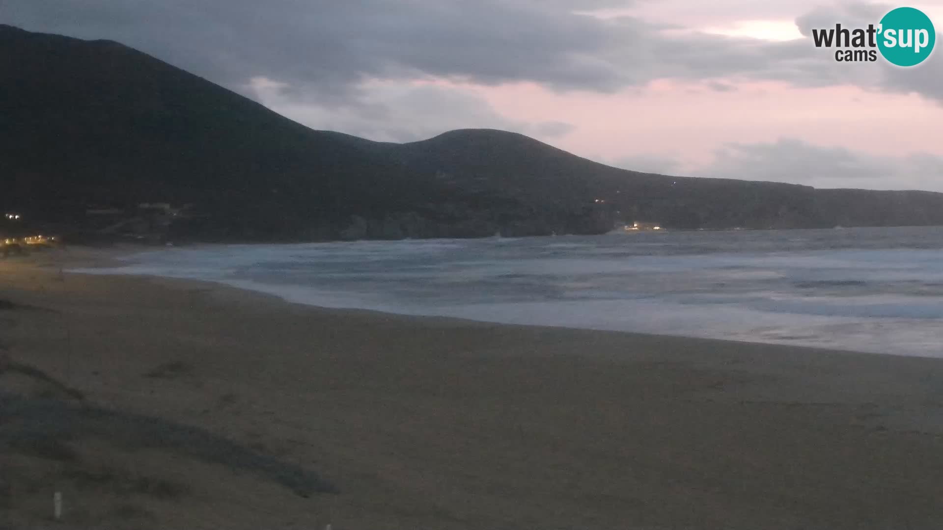 Live webcam plaže San Nicolò u Buggerru, Sardinija – uživajte u valovima i zalascima sunca