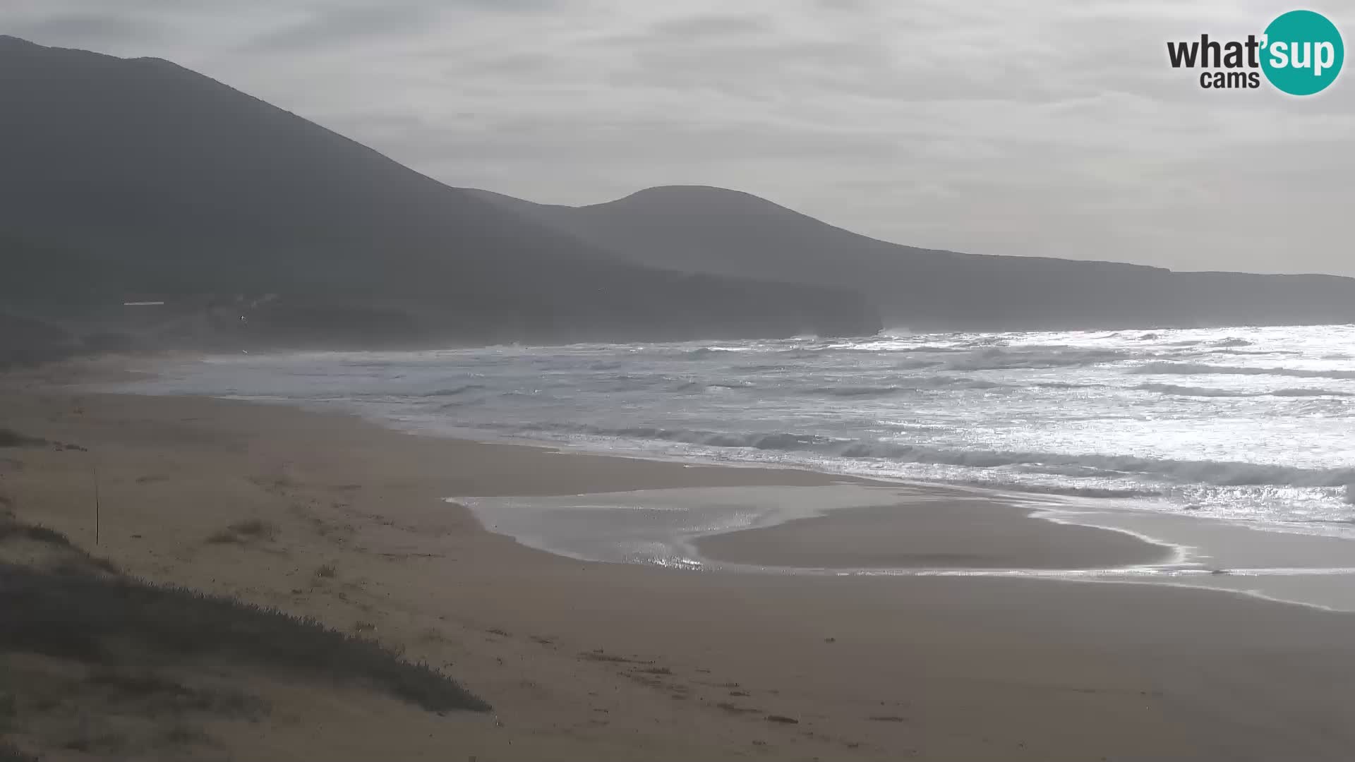 Live-Webcam am Strand von San Nicolò in Buggerru, Sardinien – Beobachten Sie die Wellen und den Sonnenuntergang