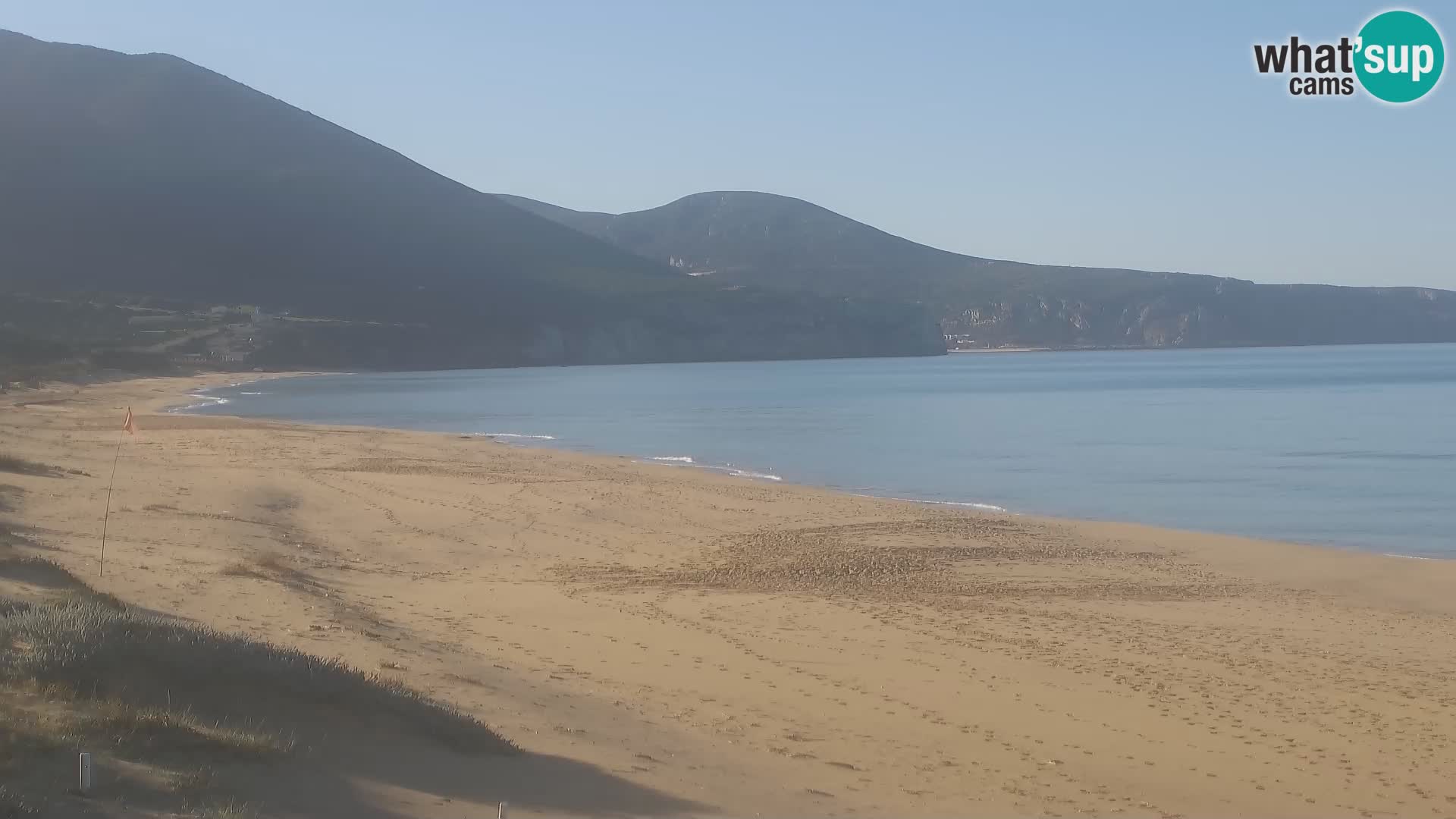 Live webcam plaže San Nicolò u Buggerru, Sardinija – uživajte u valovima i zalascima sunca