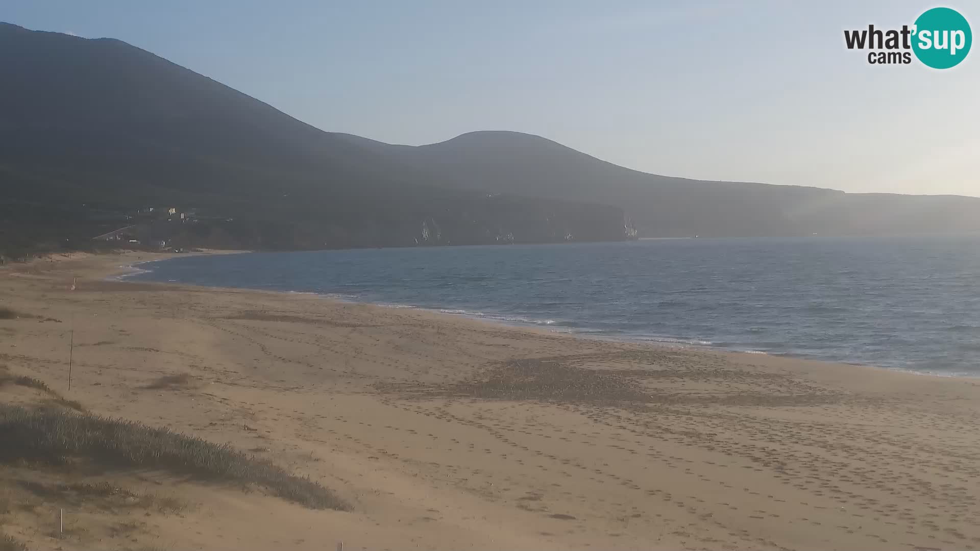 Live-Webcam am Strand von San Nicolò in Buggerru, Sardinien – Beobachten Sie die Wellen und den Sonnenuntergang