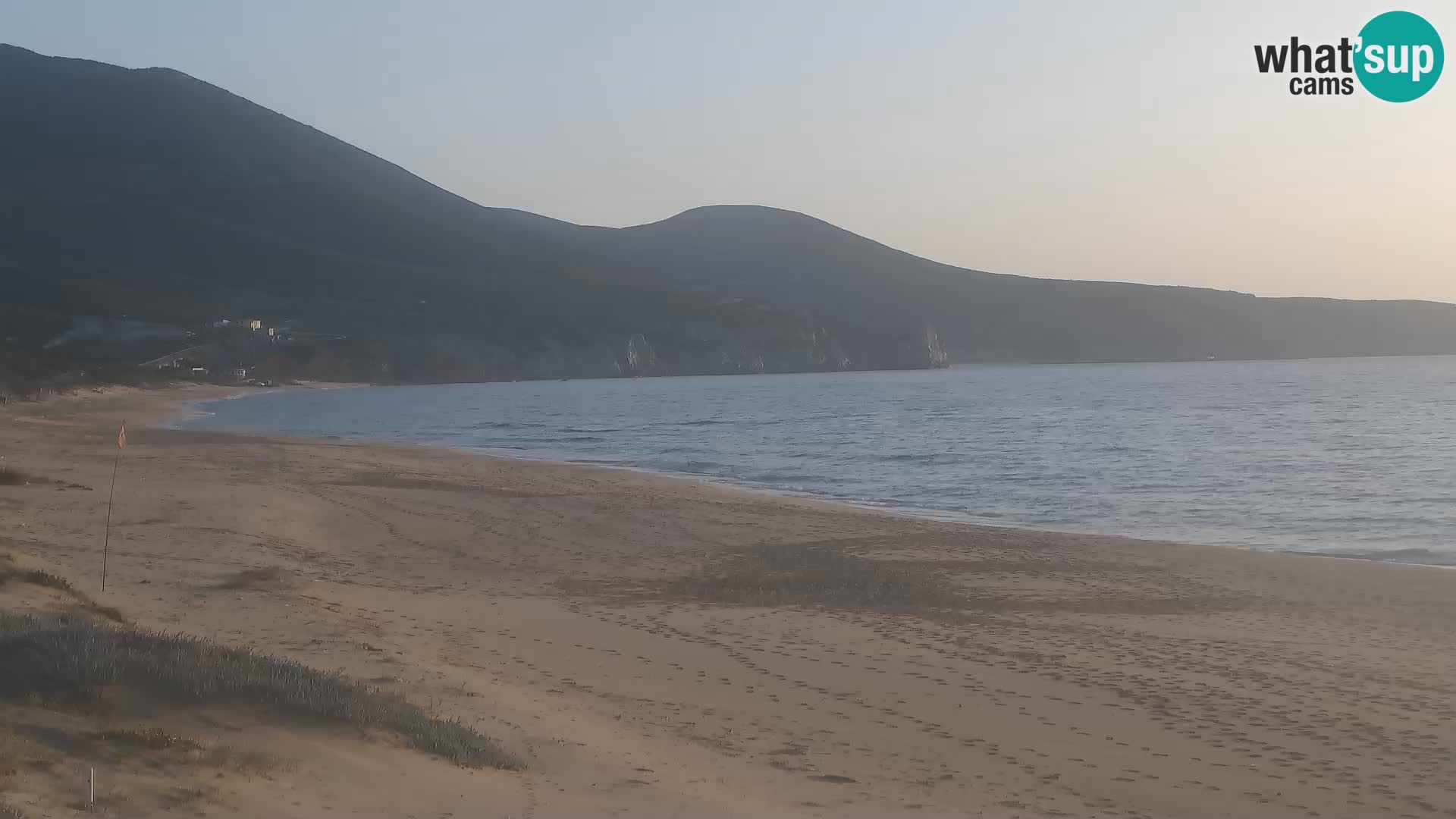 Live webcam plaže San Nicolò u Buggerru, Sardinija – uživajte u valovima i zalascima sunca