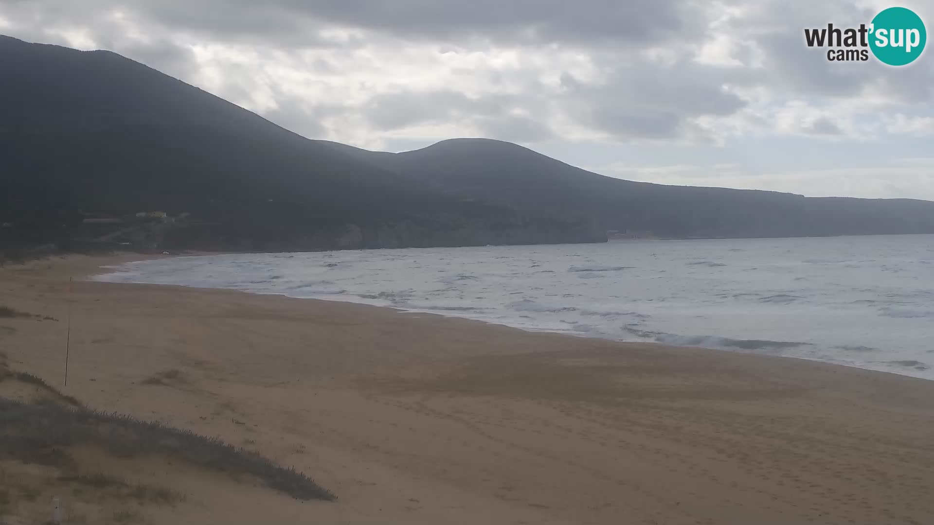 Webcam en vivo de la playa de San Nicolò en Buggerru, Cerdeña – admira las olas y los atardeceres