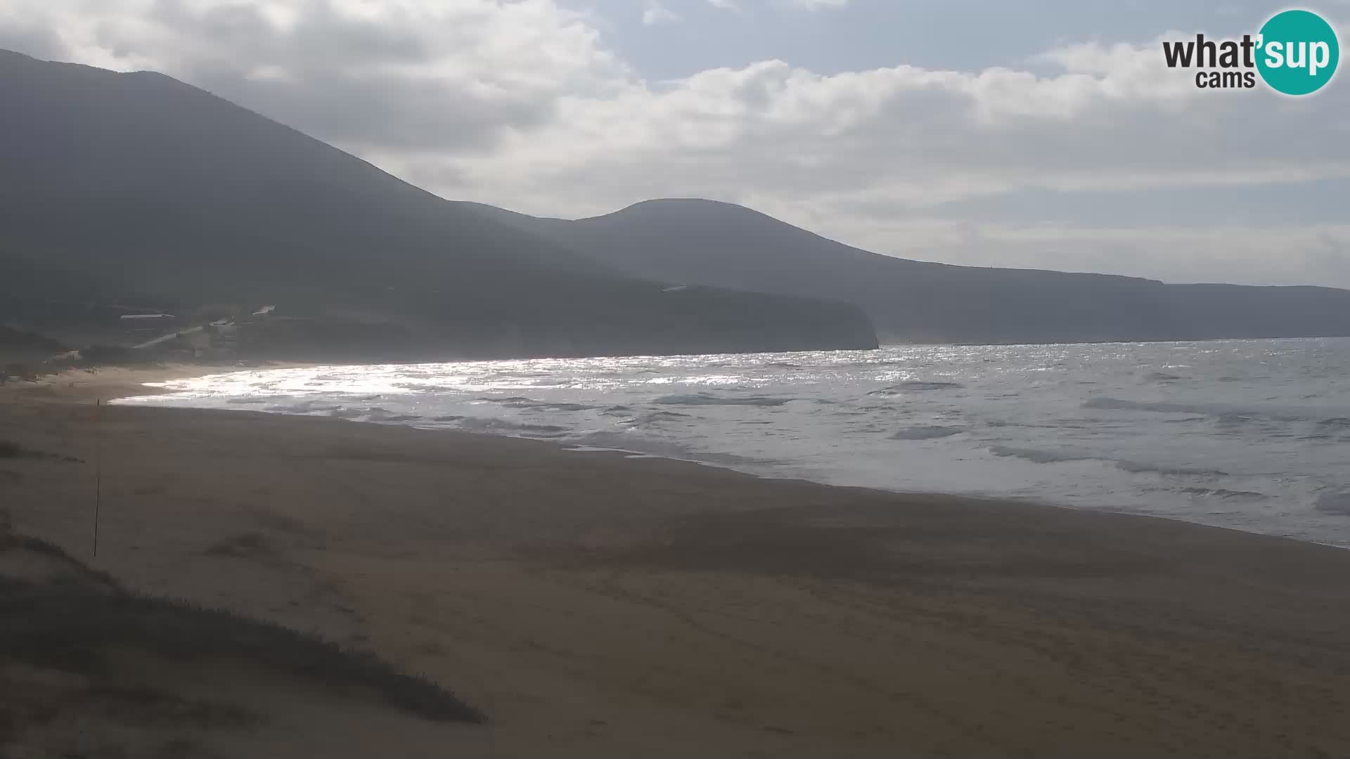 Live-Webcam am Strand von San Nicolò in Buggerru, Sardinien – Beobachten Sie die Wellen und den Sonnenuntergang